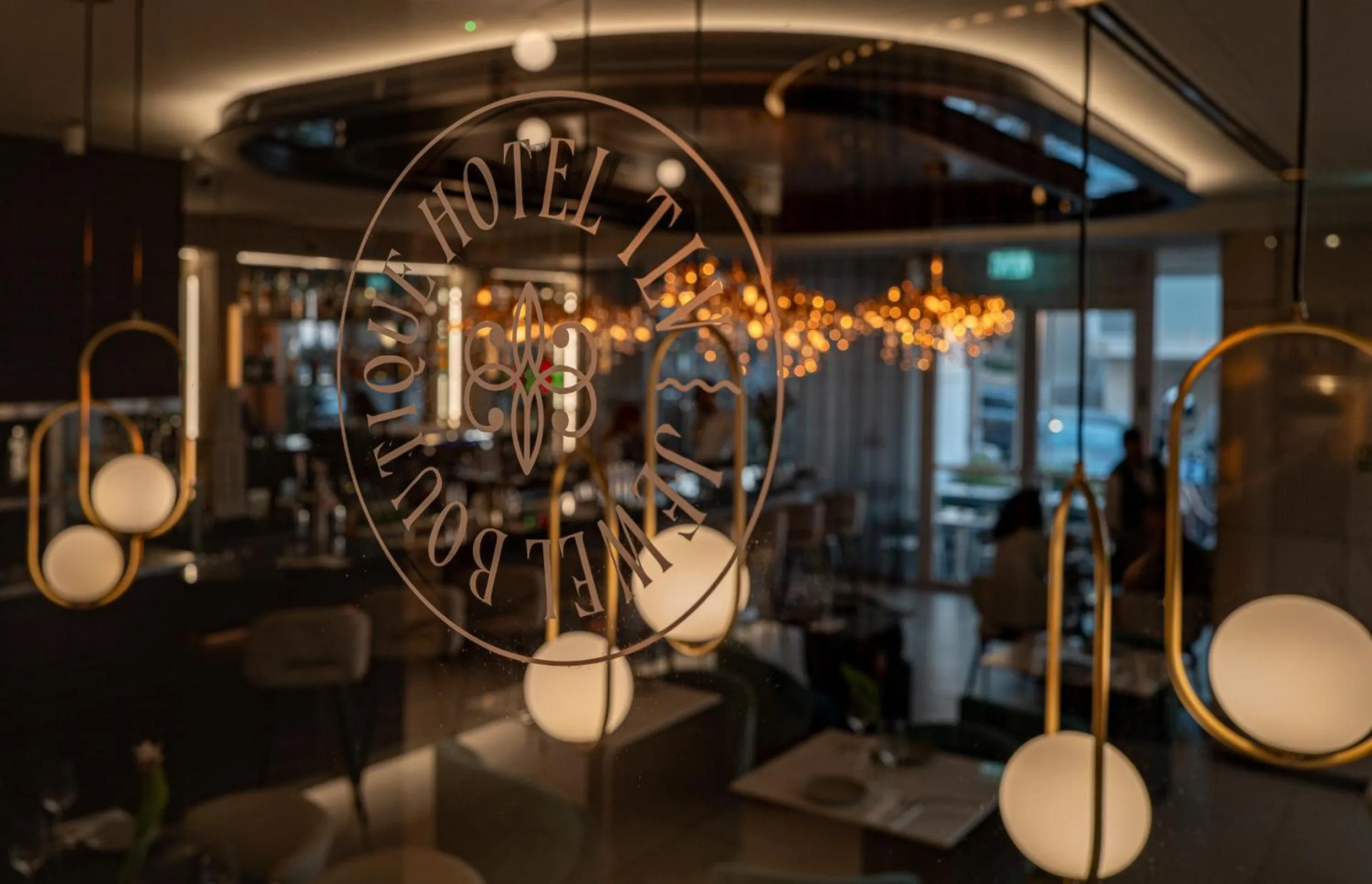 Restaurant/places to eat in Jewel TLV Hotel