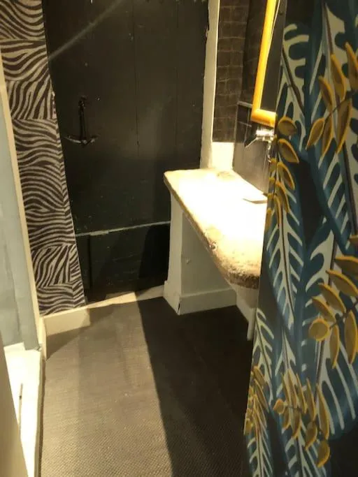 Shower in La PULCINELLA Maison de Famille