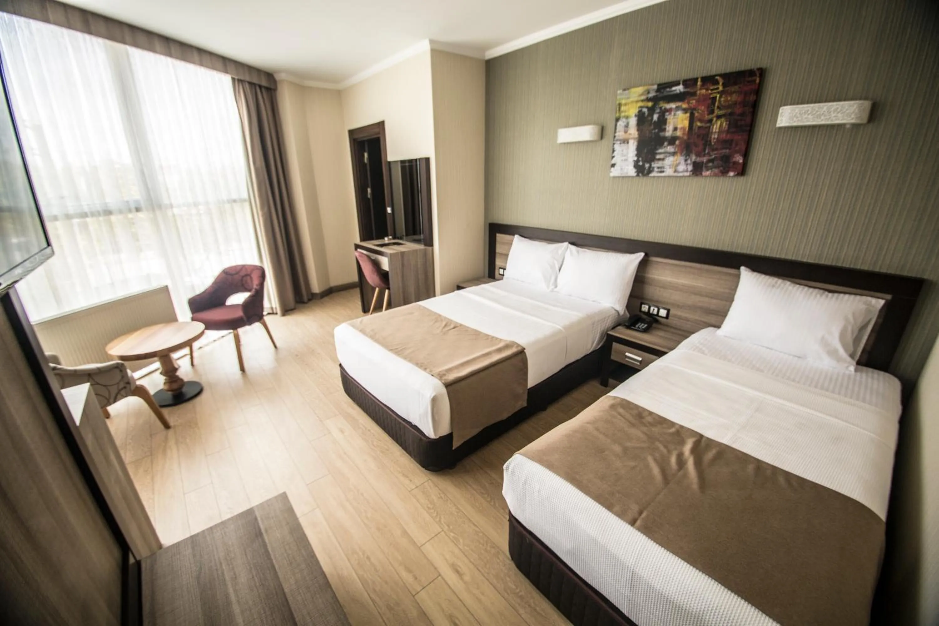 Photo of the whole room, Bed in The Corner Hotel