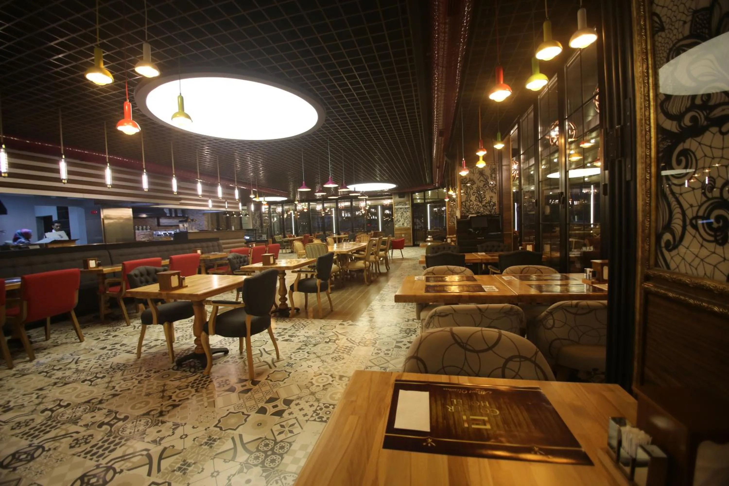 Restaurant/places to eat in The Corner Hotel