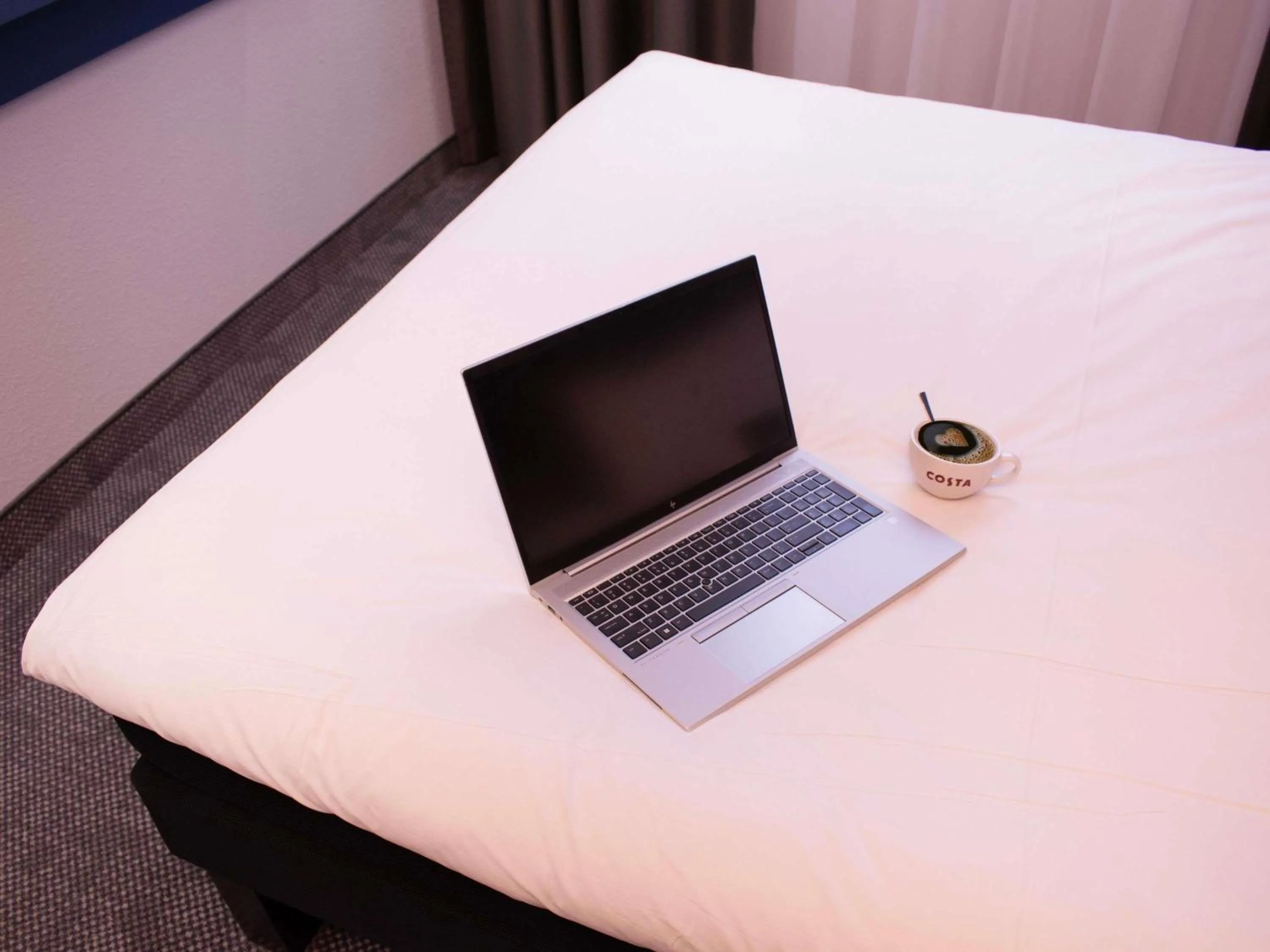 Bedroom in Ibis Katowice - Zabrze