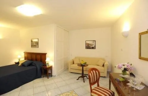 Photo of the whole room in Il Ducato Di Ravello