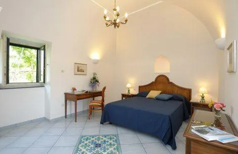 Photo of the whole room, Bed in Il Ducato Di Ravello