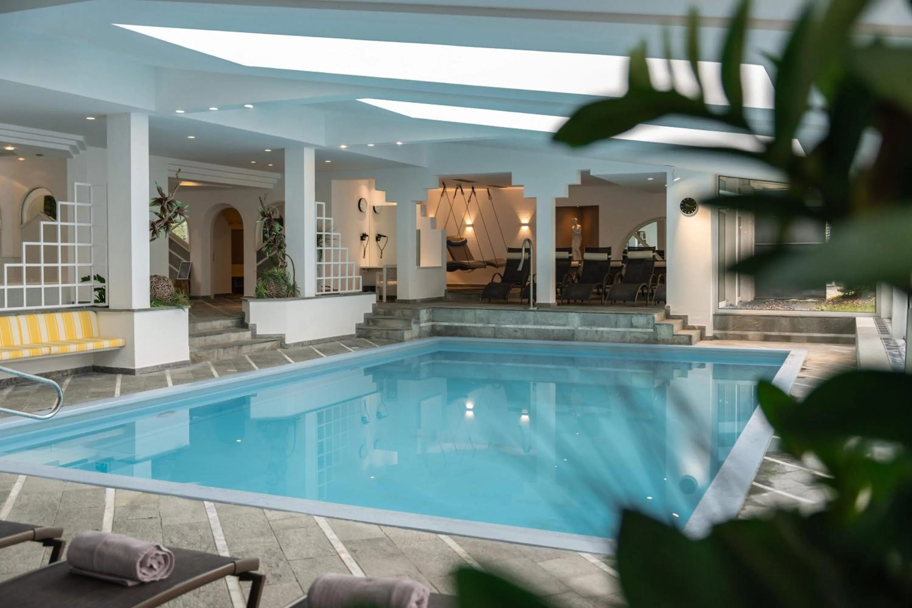 Swimming pool in Ferien & Wellnesshotel Windschar