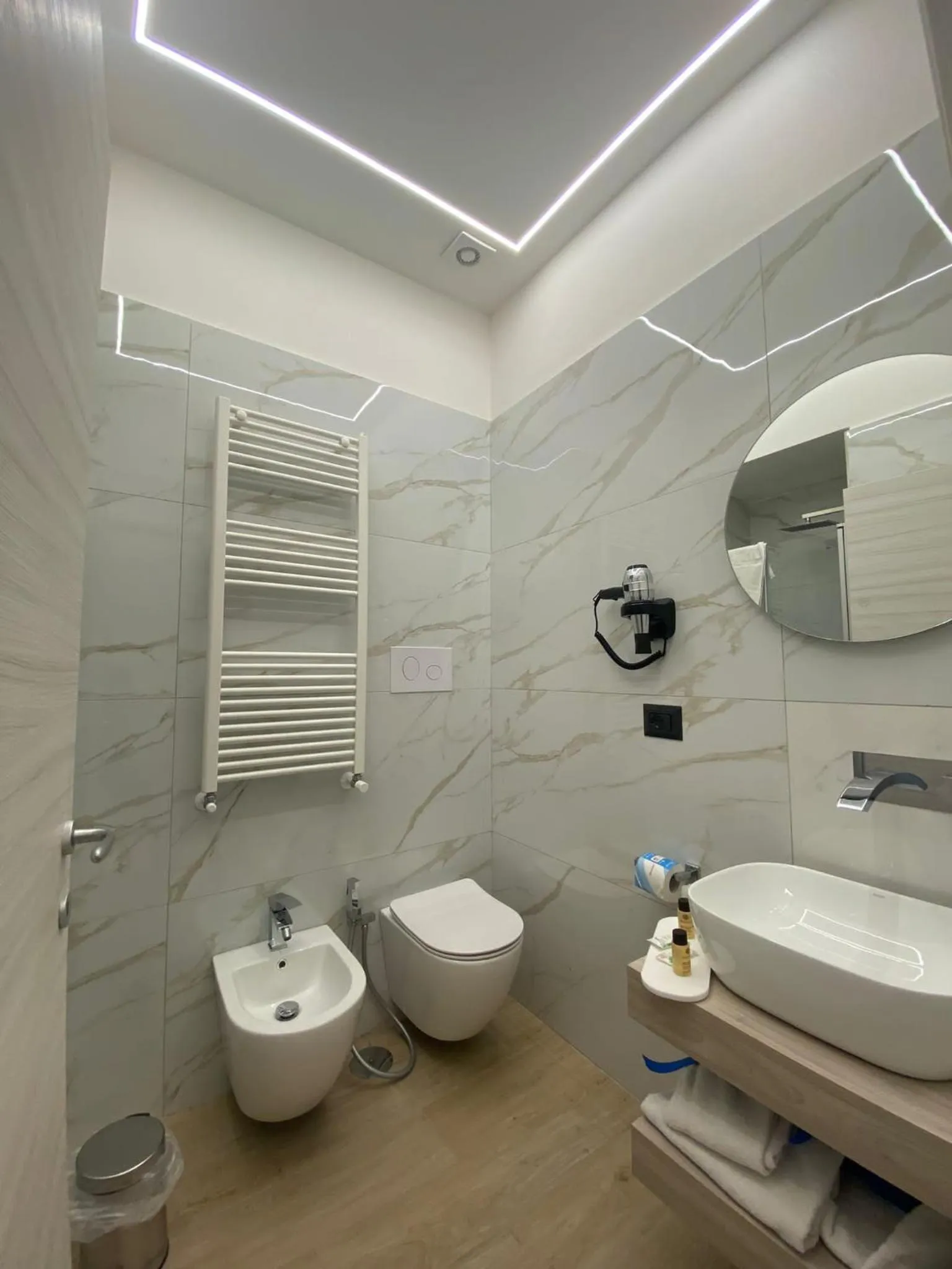 Bathroom in Relais Piazza Del Plebiscito B&B