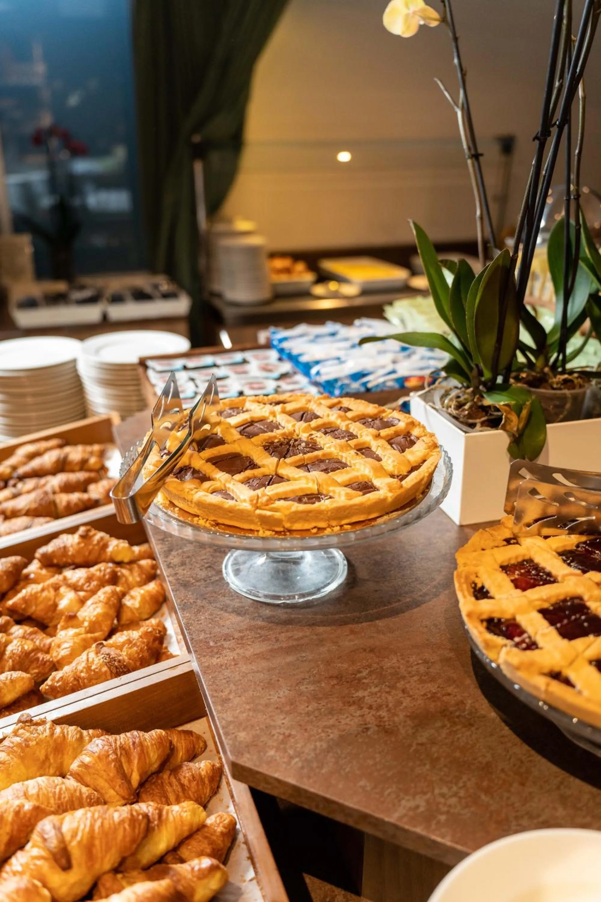 Restaurant/places to eat in Hotel Cosmopolitan Bologna