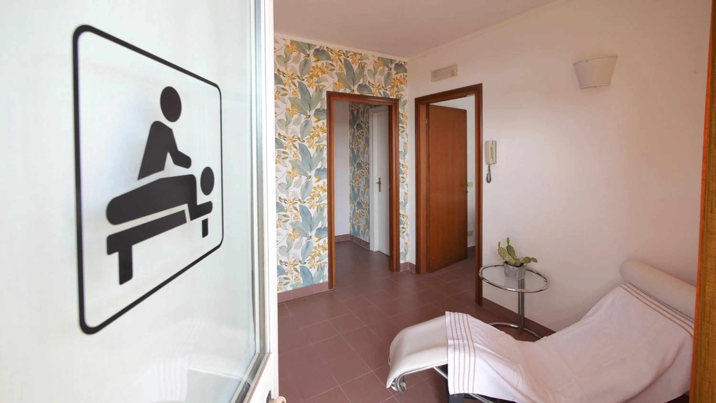 Massage in Hotel Garden