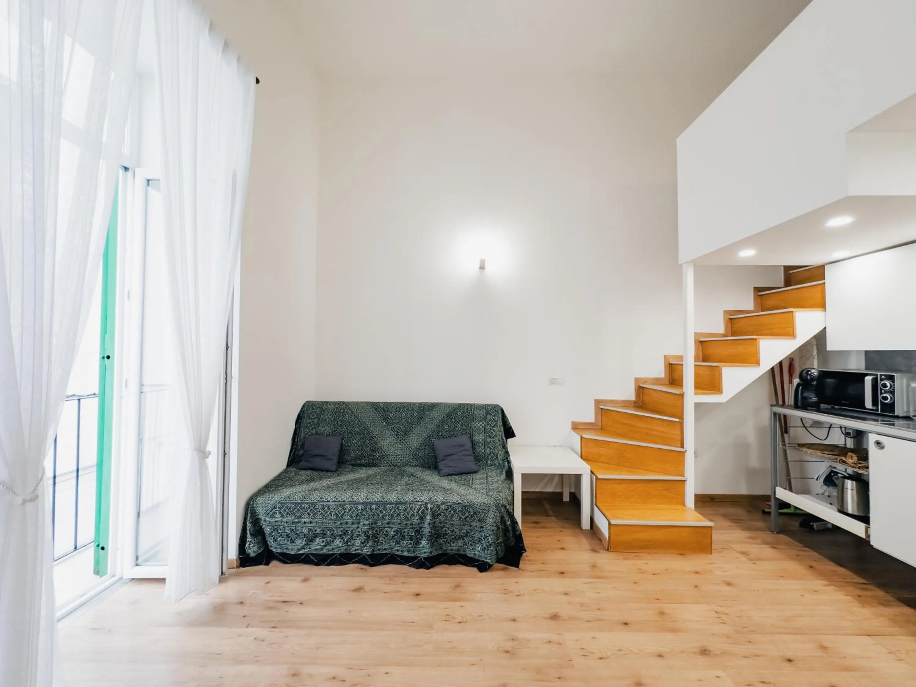 Photo of the whole room in Ale & Tizy House