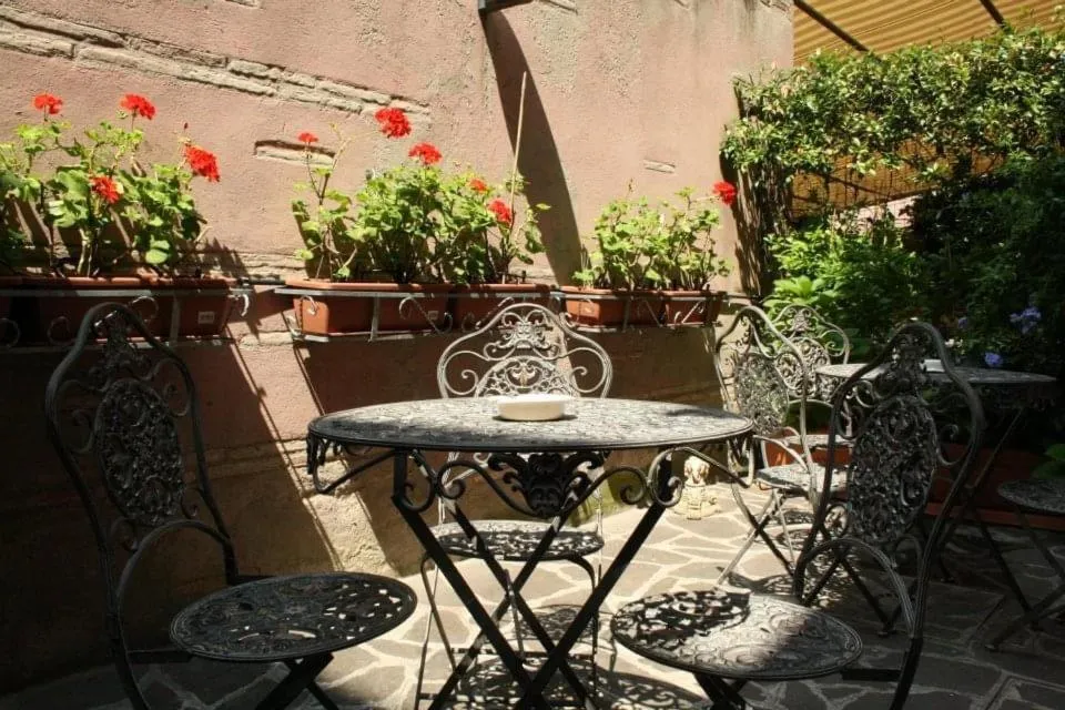 Patio in Art Hotel Al Fagiano