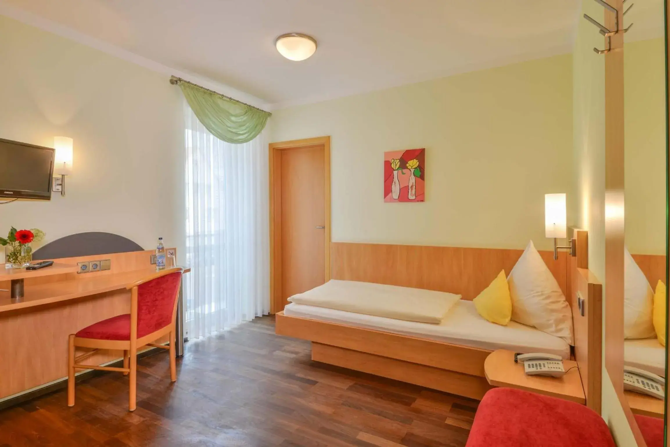 Single Room - single occupancy in Hotel Peterhof Single Room - single occupancy in Hotel Peterhof