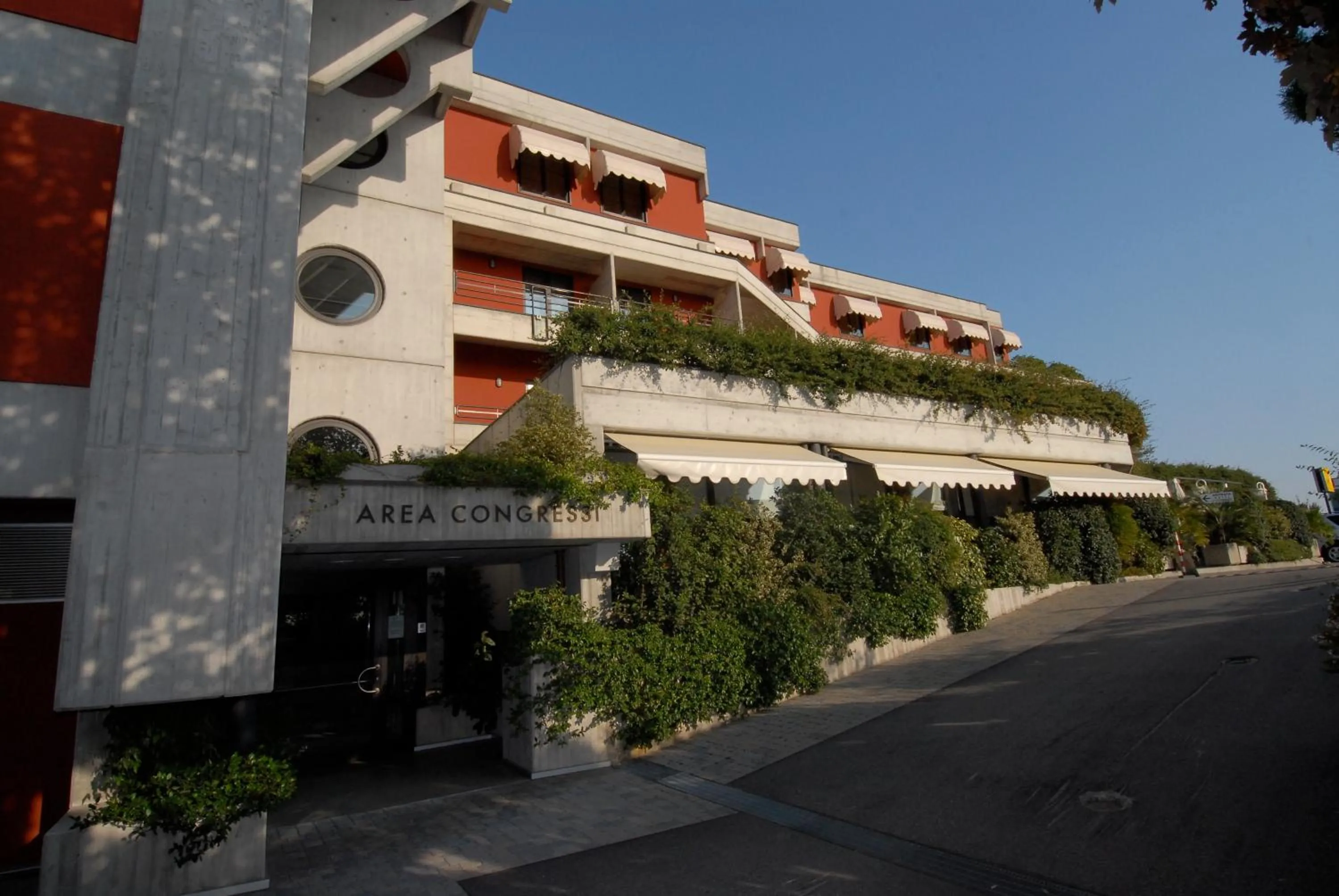 Facade/entrance in Hotel Pergola