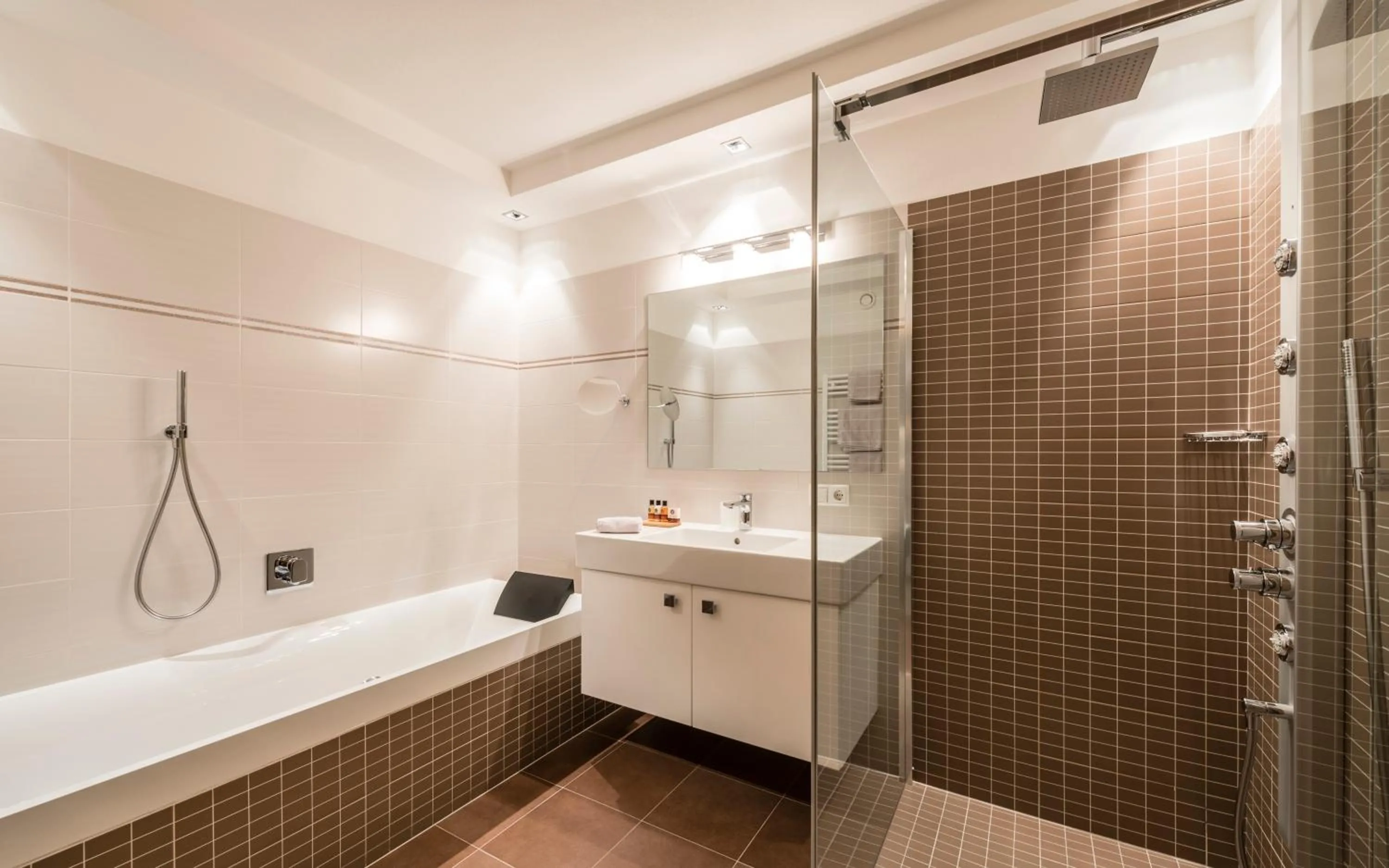 Avita - suites to relax