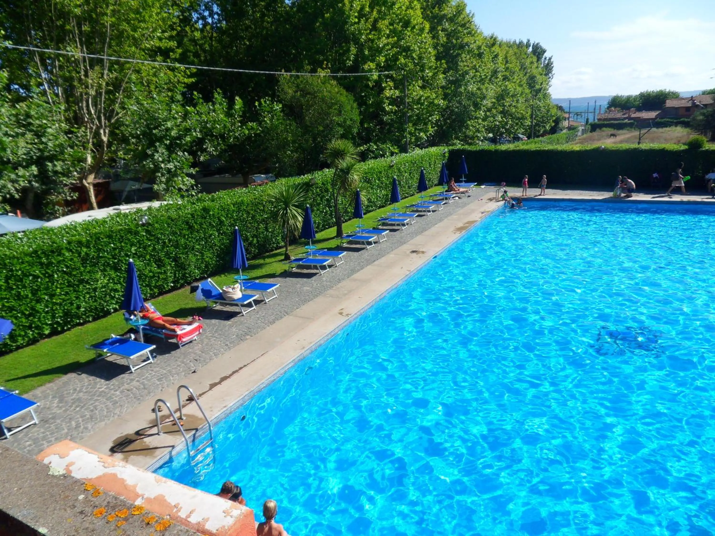 Swimming pool in Hotel Il Casale