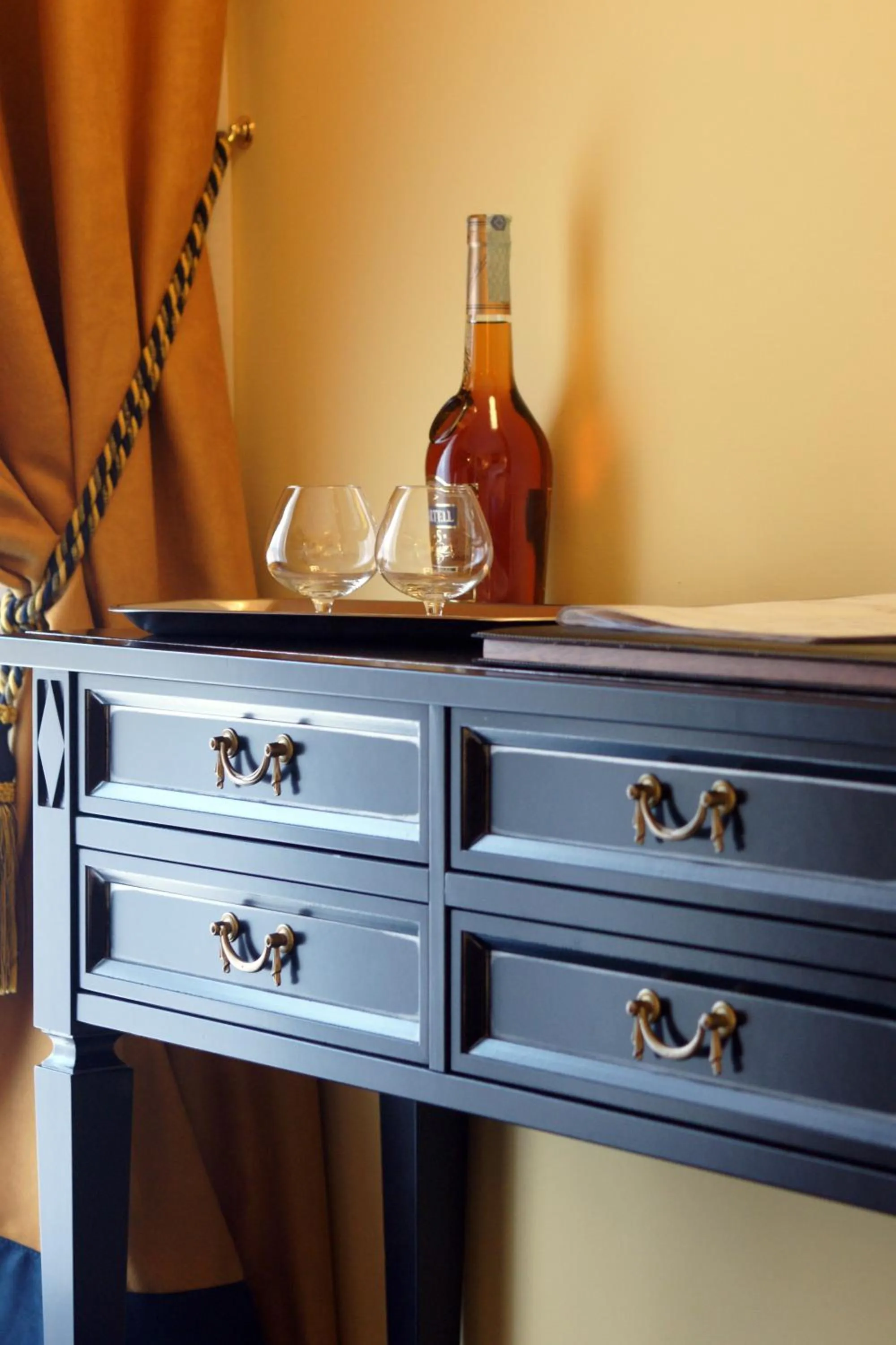 Alcoholic drinks in Bram Hotel