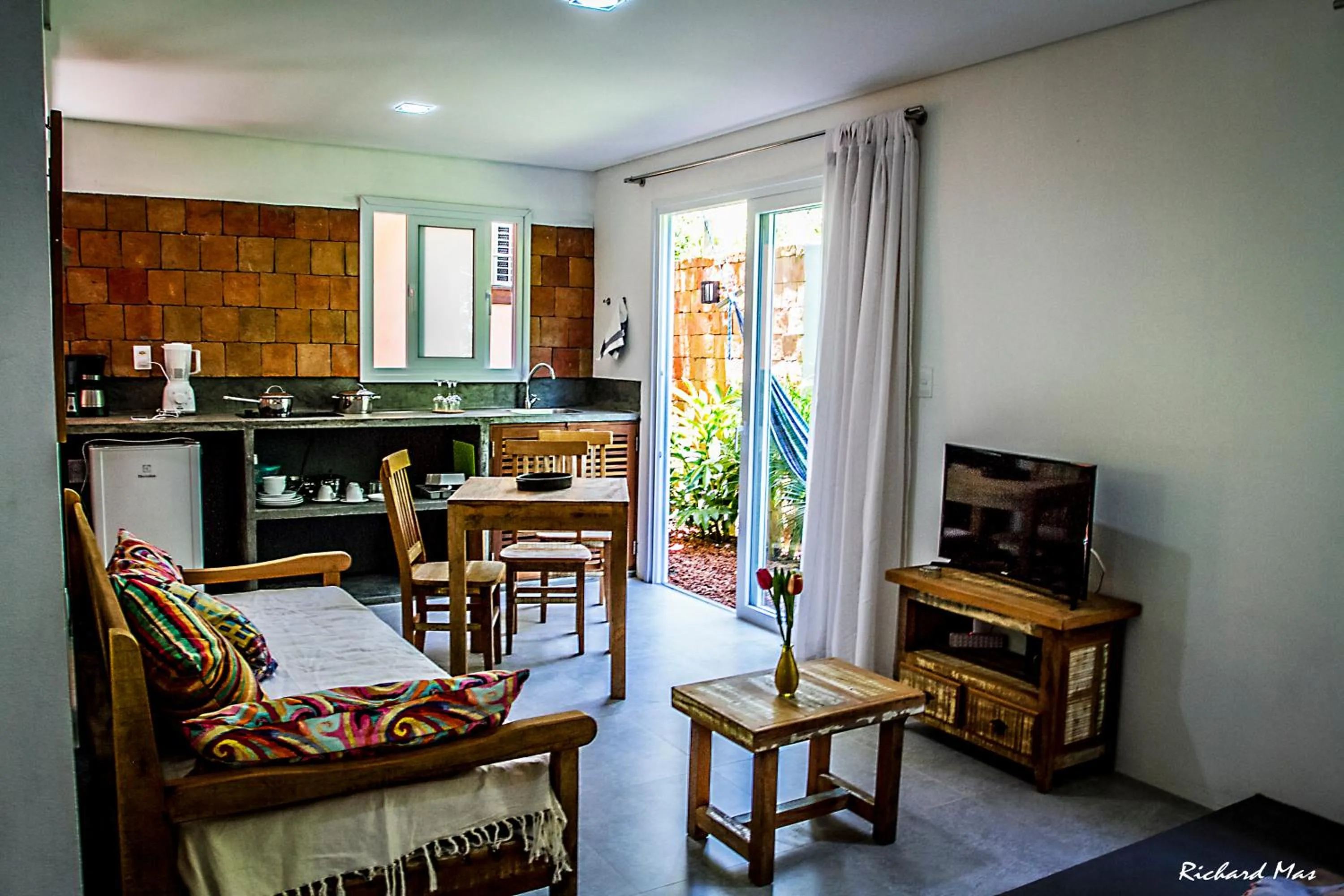 Kitchen or kitchenette in Jardim Secreto