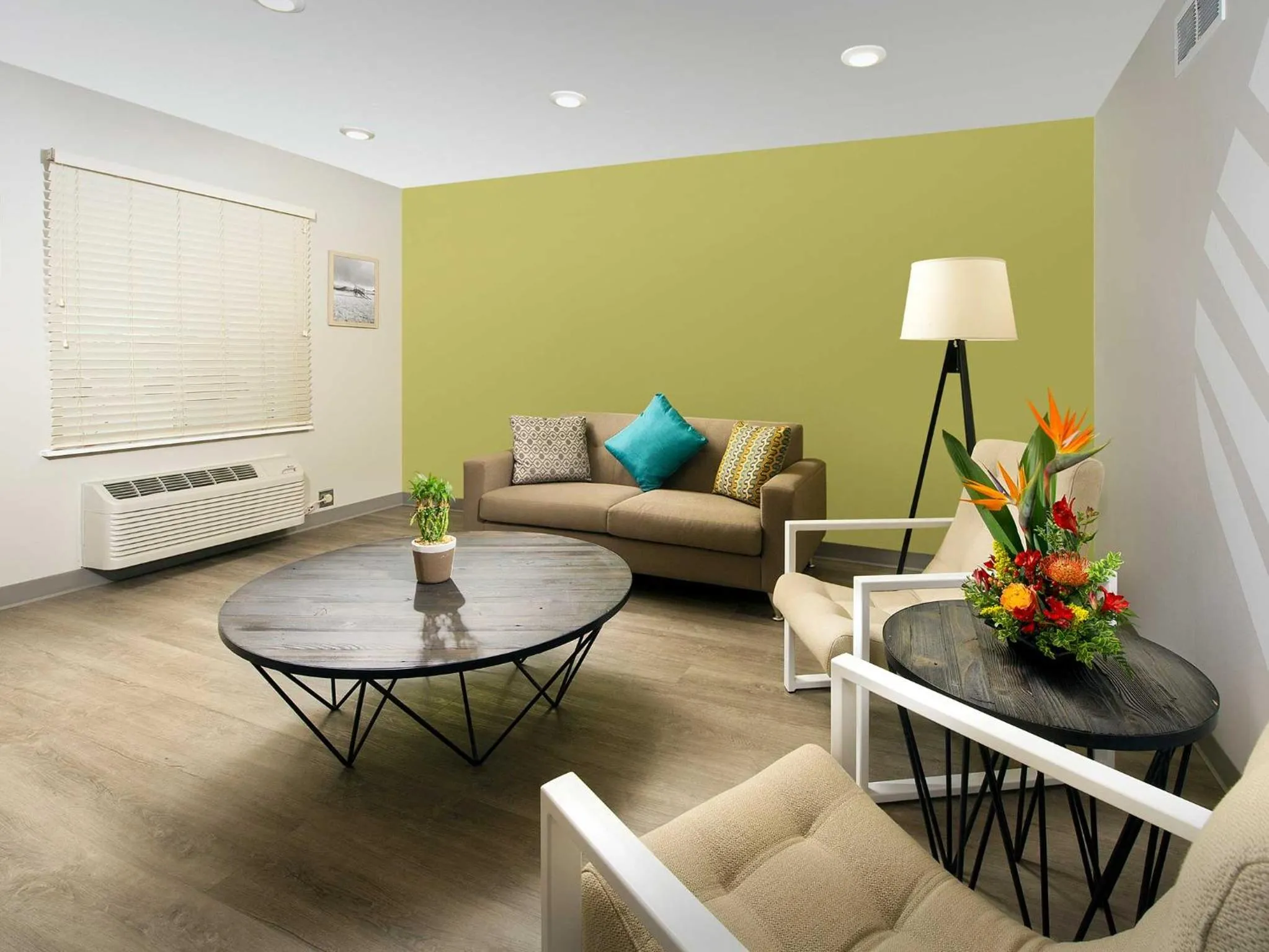 Lobby or reception in WoodSpring Suites Fargo North Near NDSU