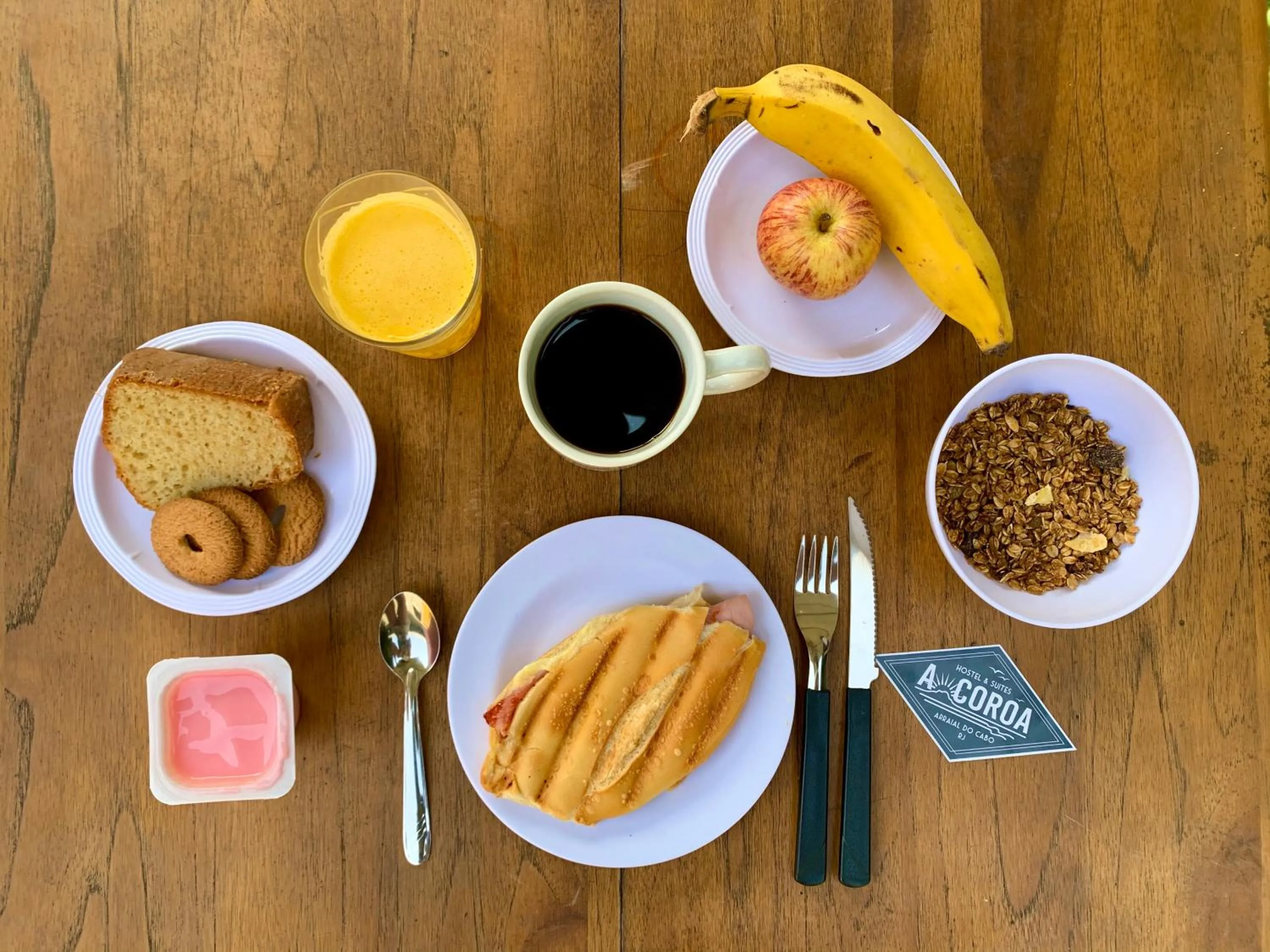 Breakfast in A Coroa Hostel & Pousada