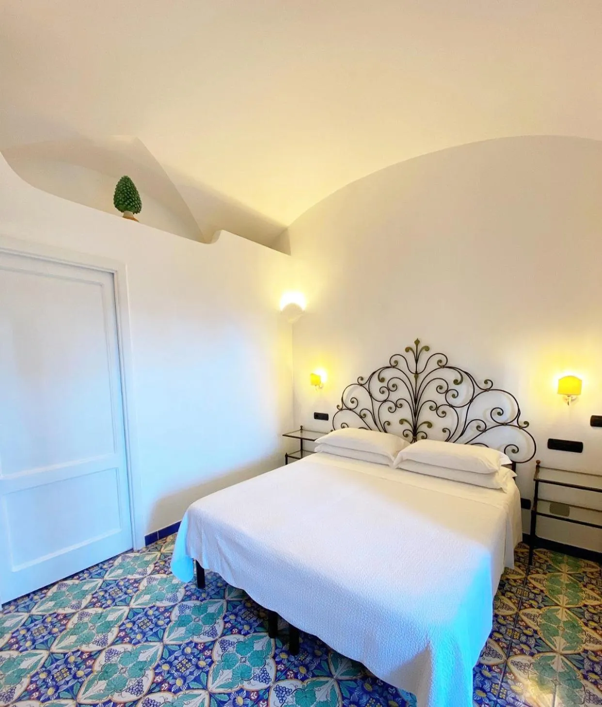 Bedroom, Bed in La Caravella di Positano - Relais, Beach & Residences