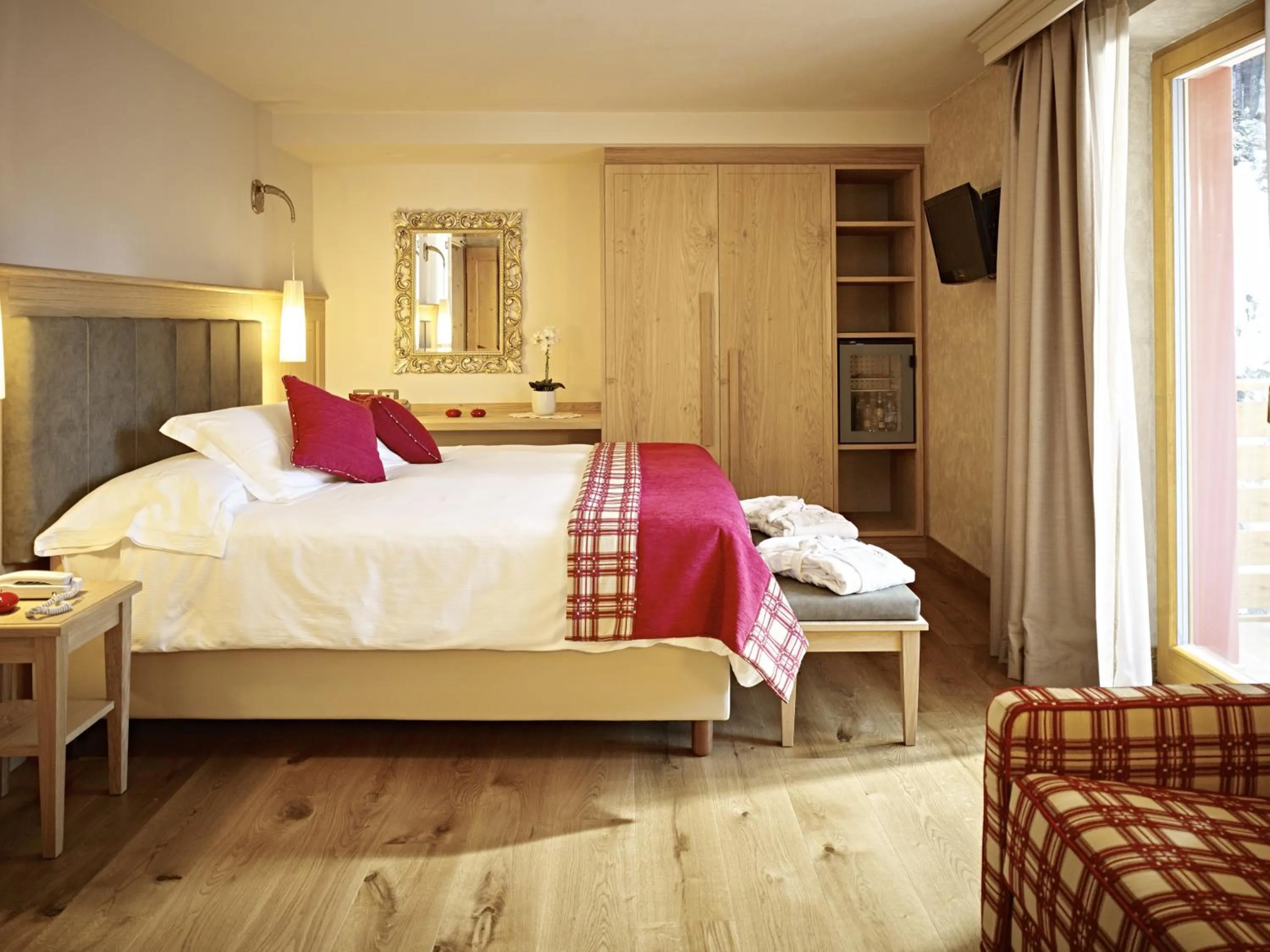 Decorative detail, Bed in Cerana Relax Hotel