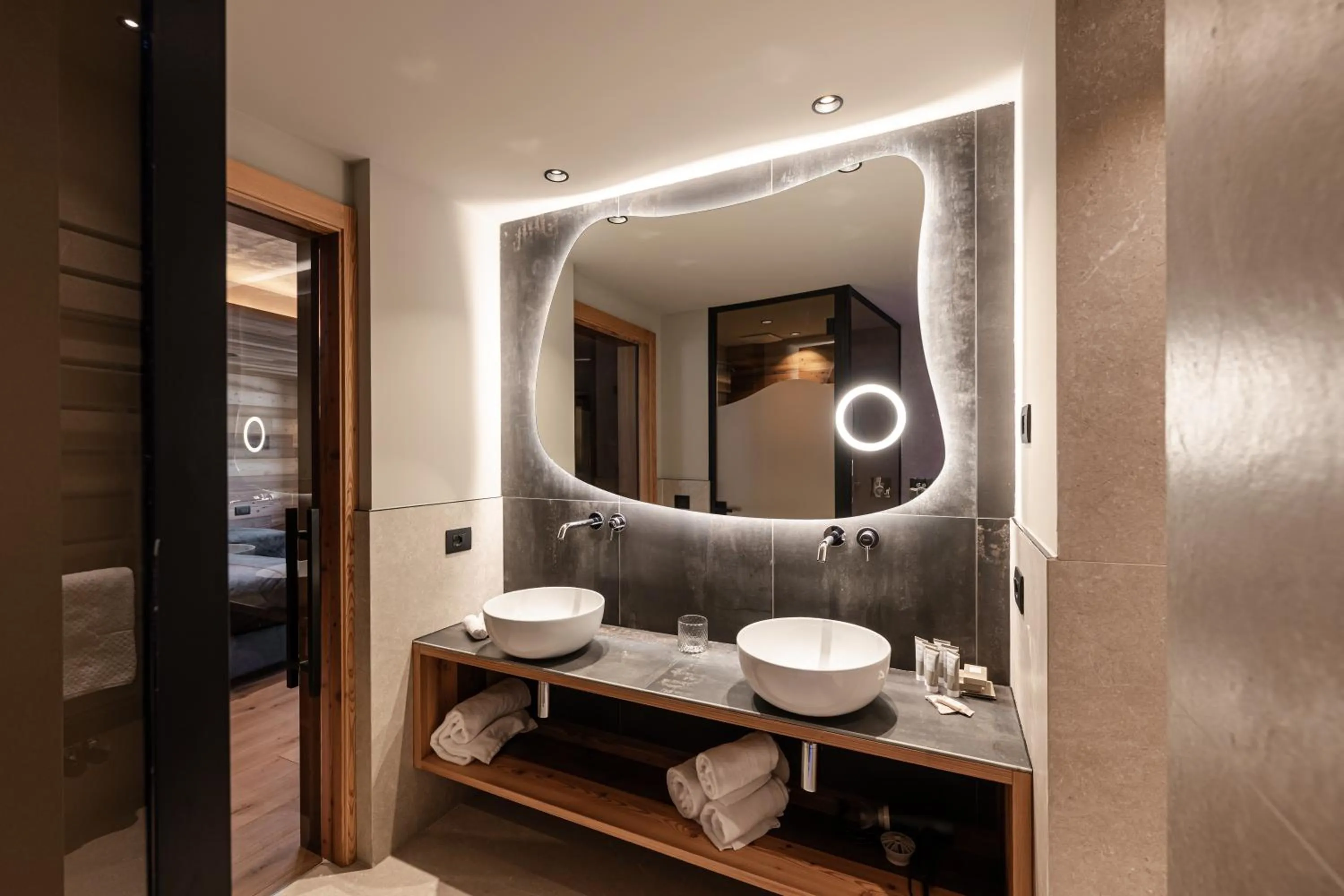 Bathroom in Cerana Relax Hotel