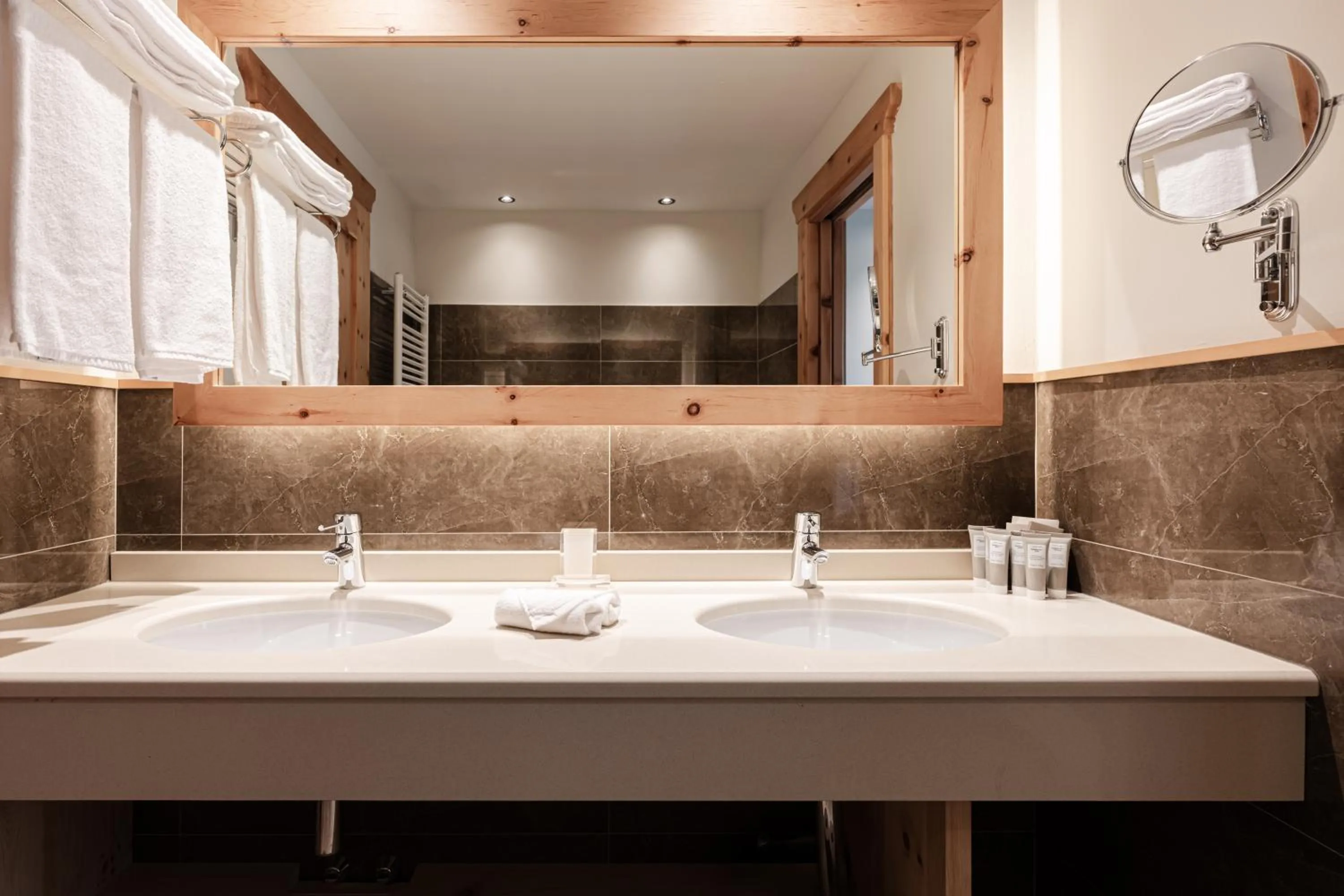 Bathroom in Cerana Relax Hotel