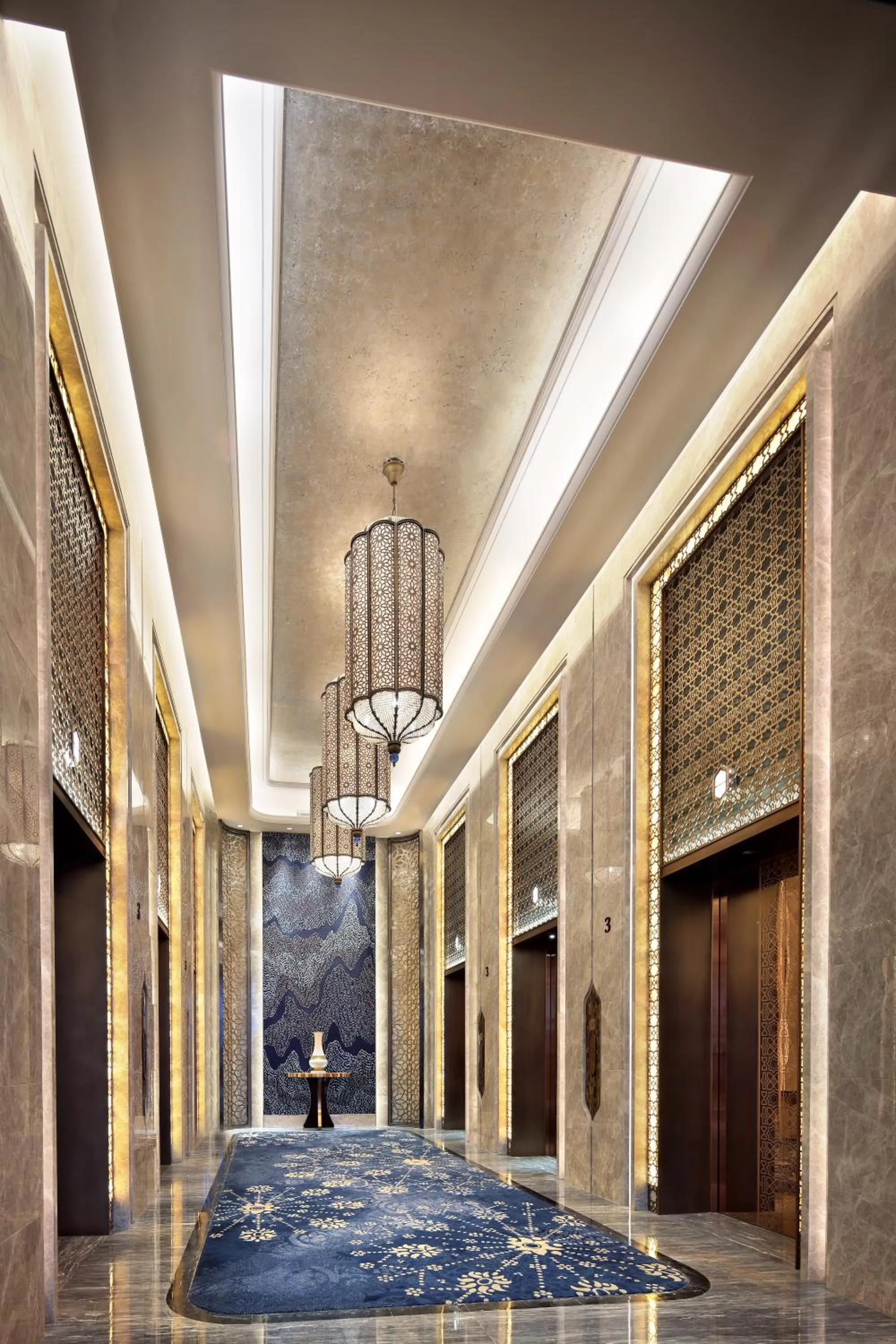 elevator in Wanda Vista Hotel Urumqi