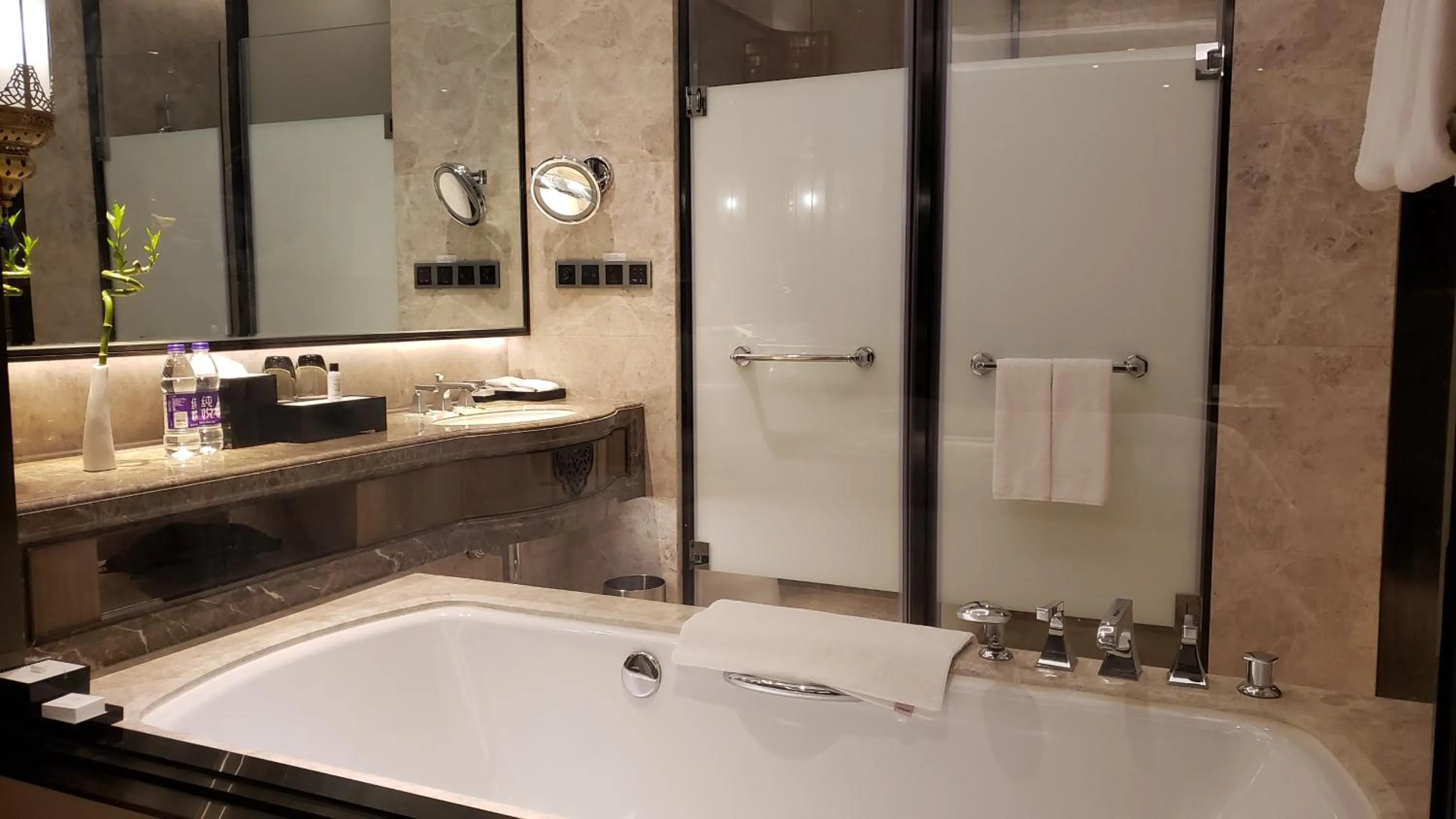 Bathroom in Wanda Vista Hotel Urumqi