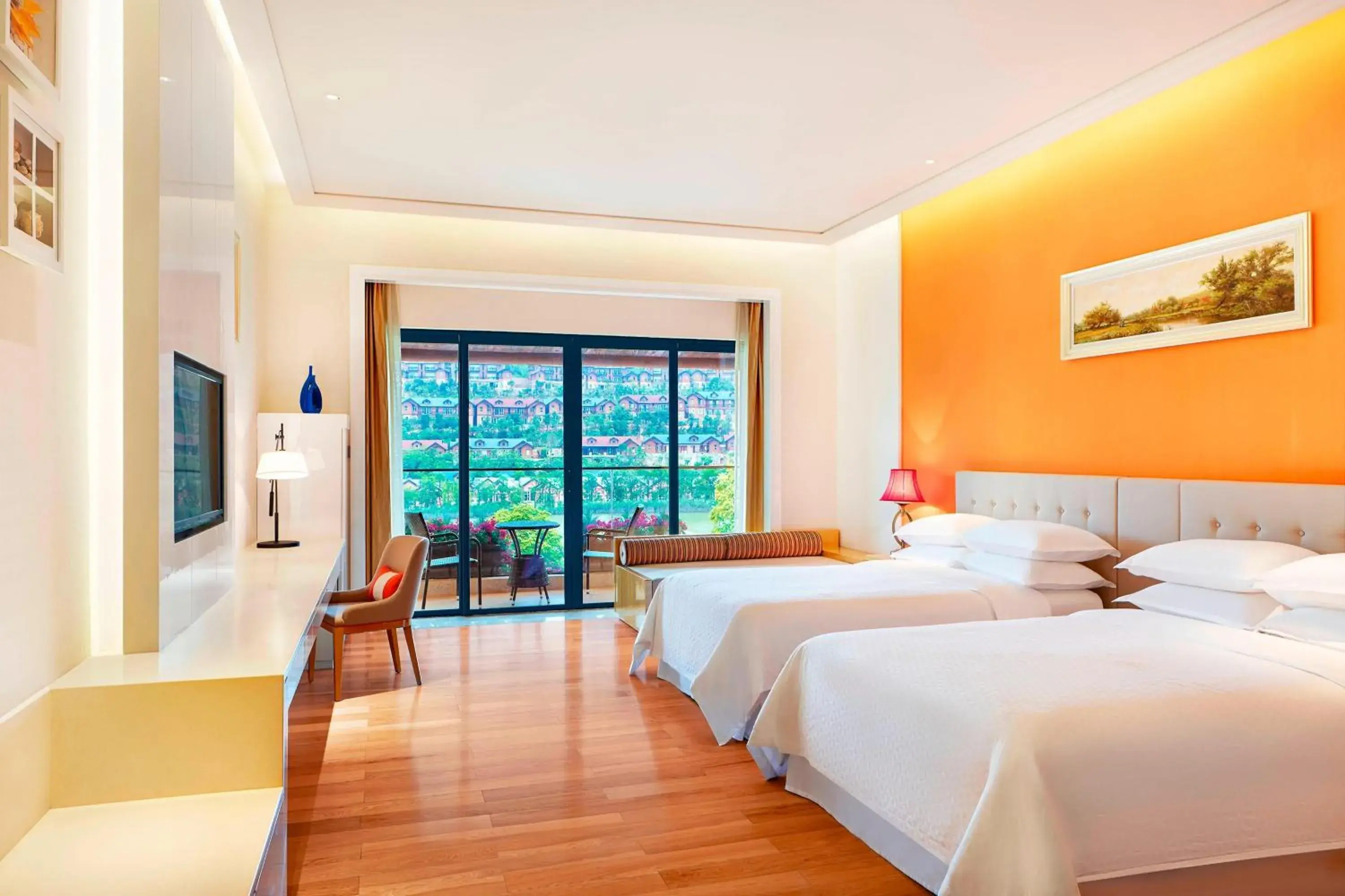 Deluxe Lake View, Guest room, 2 Twin/Single Bed(s), Balcony in Four Points by Sheraton Heyuan Resort Deluxe Lake View, Guest room, 2 Twin/Single Bed(s), Balcony in Four Points by Sheraton Heyuan Resort