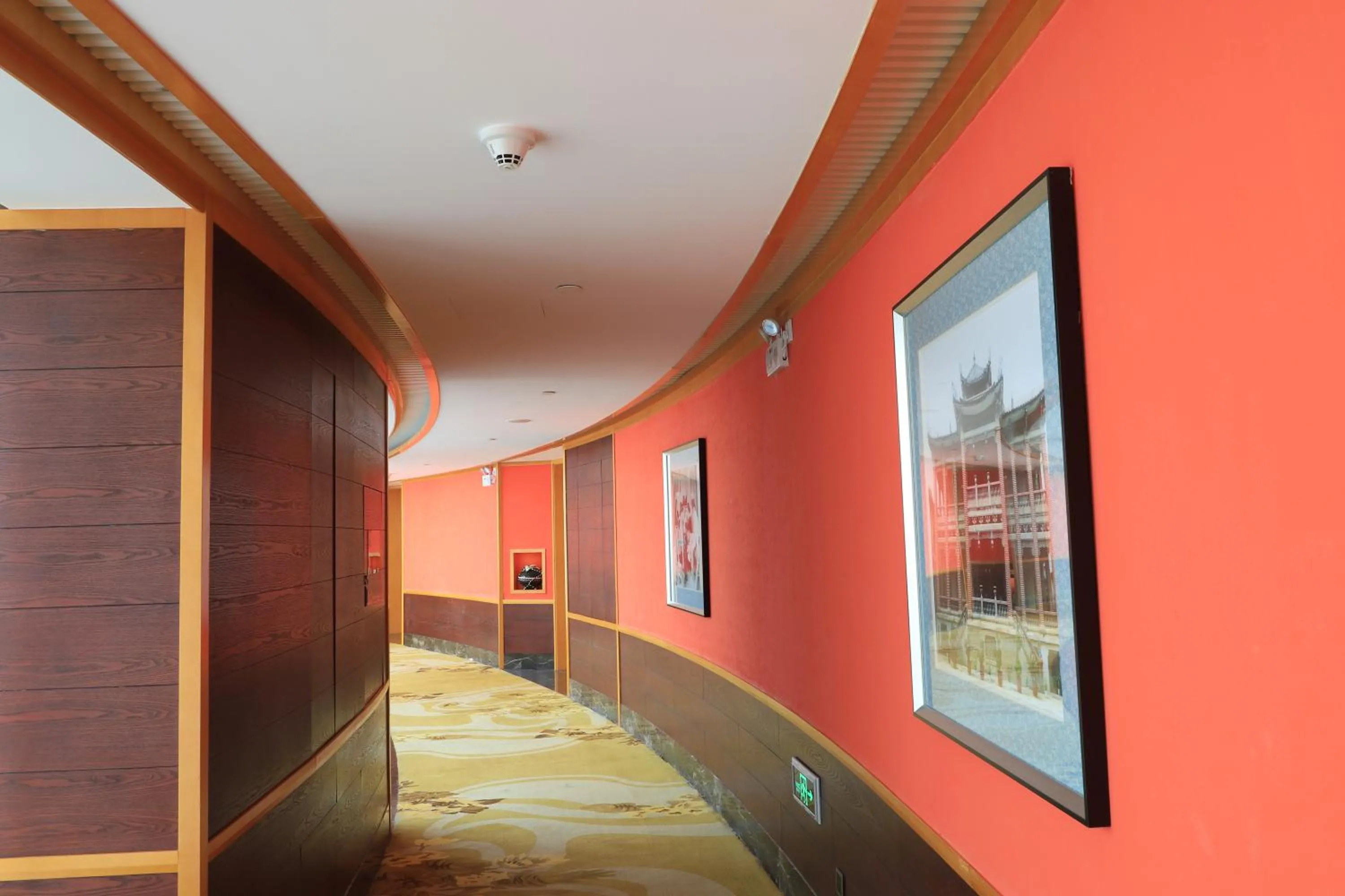 Property building in Four Points by Sheraton Heyuan Resort