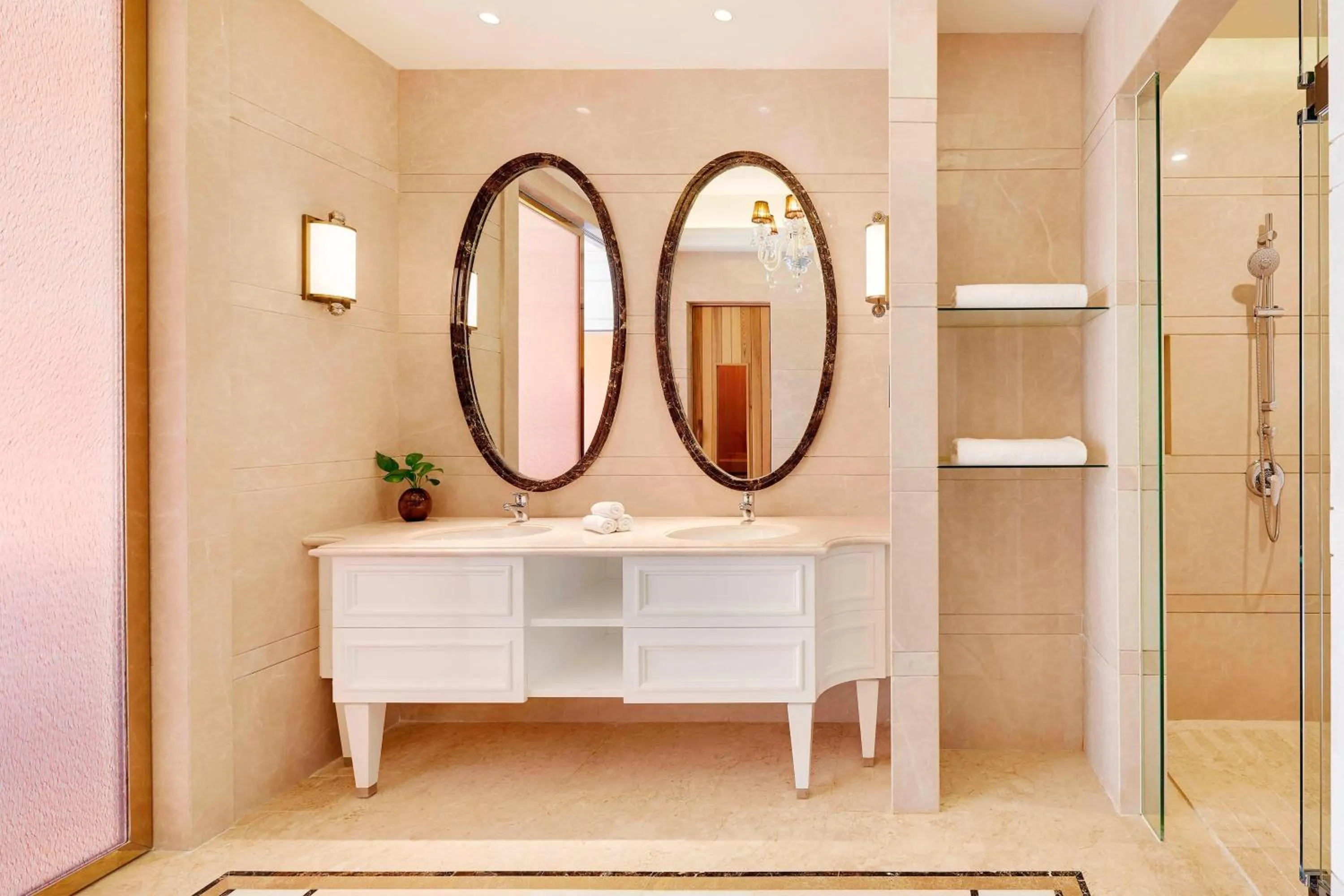 Bathroom in Four Points by Sheraton Heyuan Resort