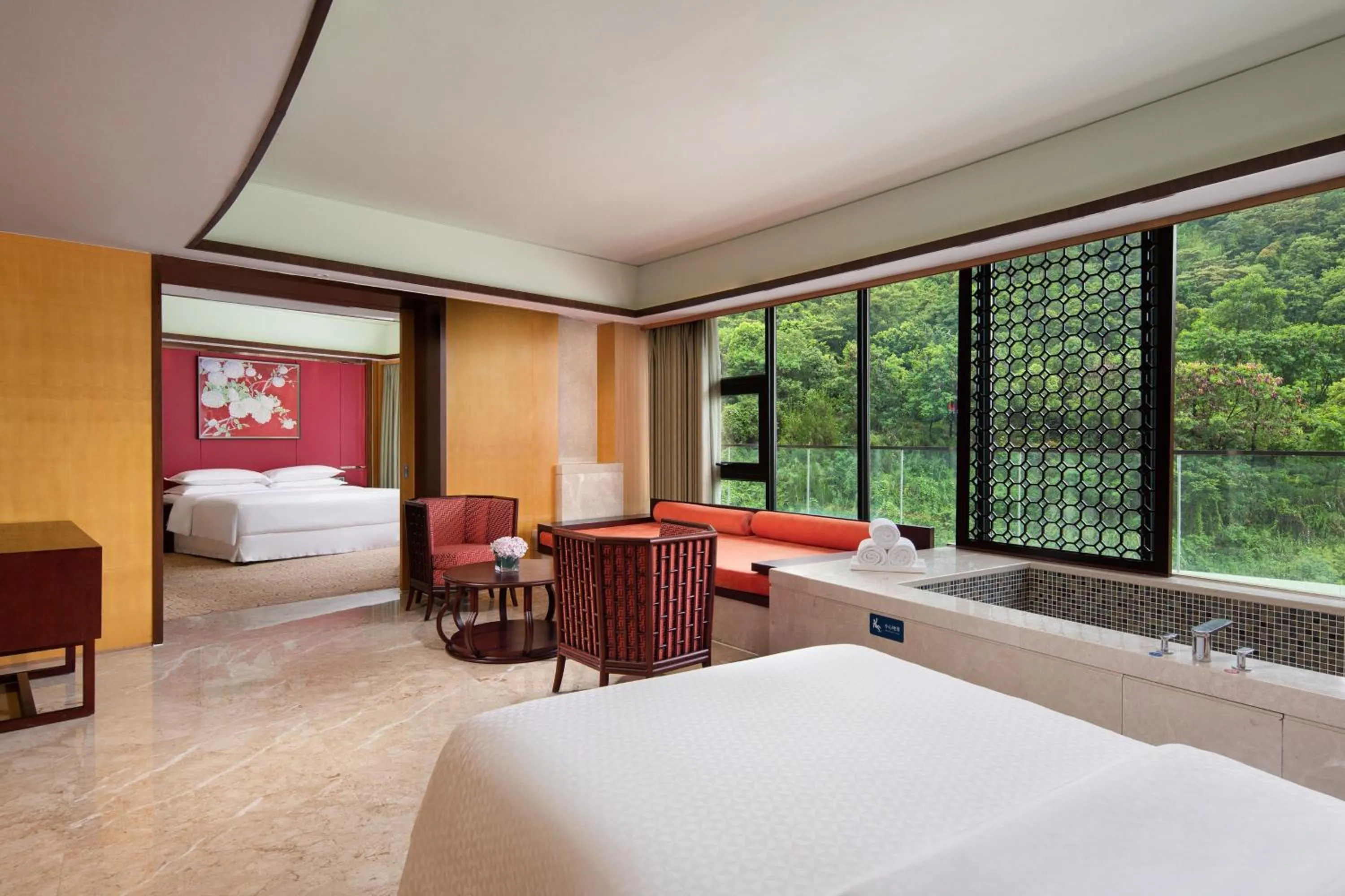 Bedroom, Bed in Four Points by Sheraton Heyuan Resort