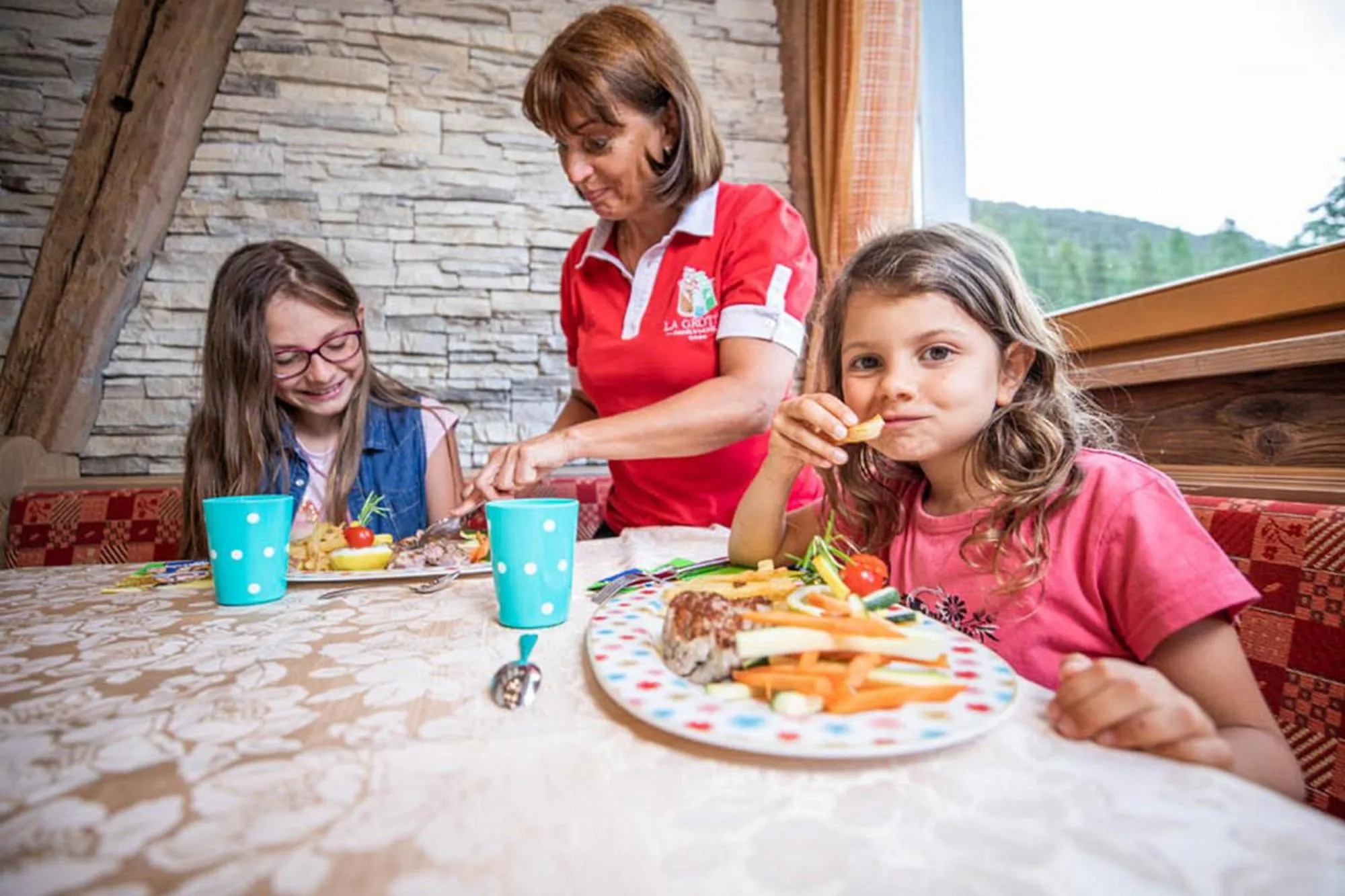 Restaurant/places to eat in MyTime Hotels la Grotta