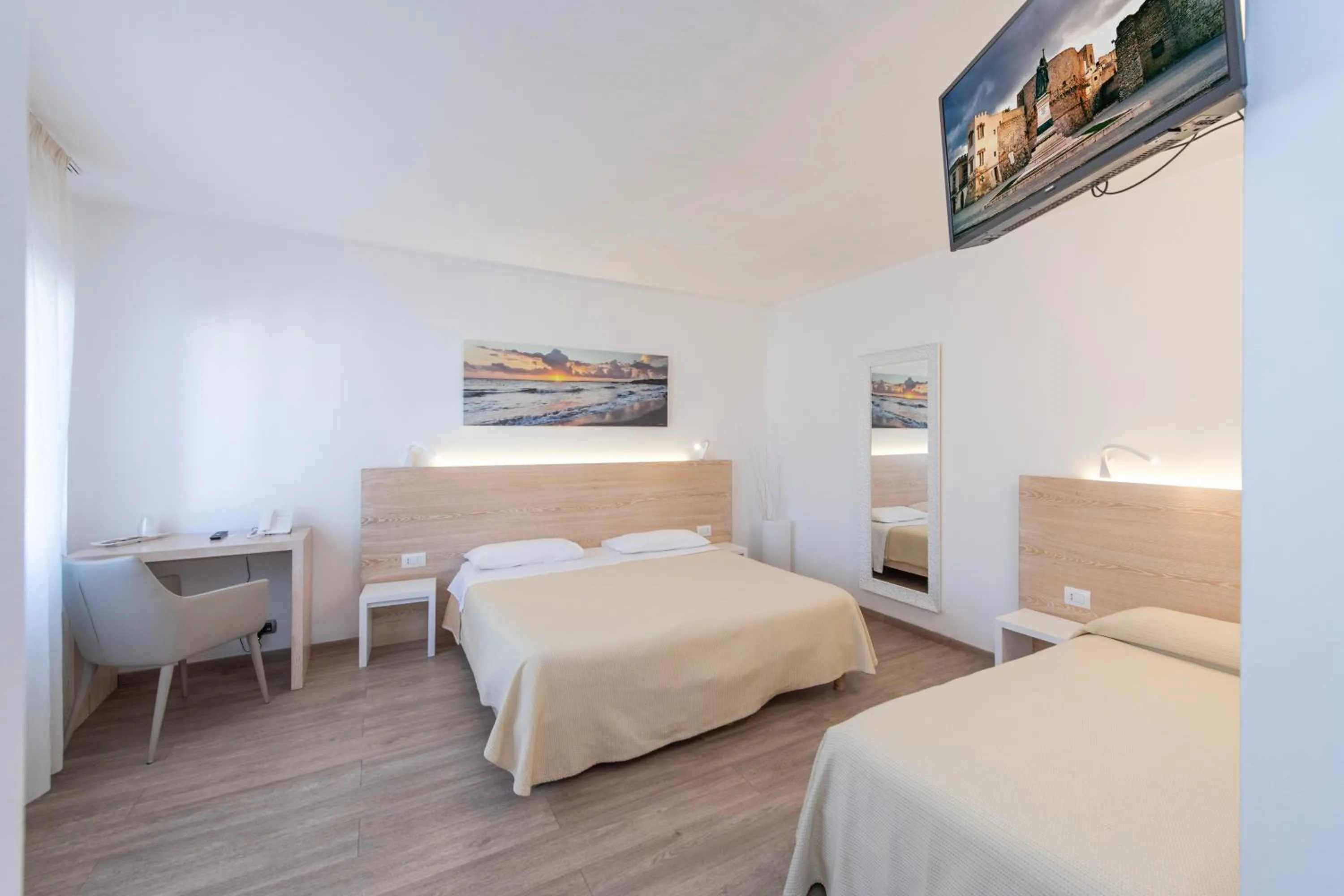 Bed in Hotel Albània