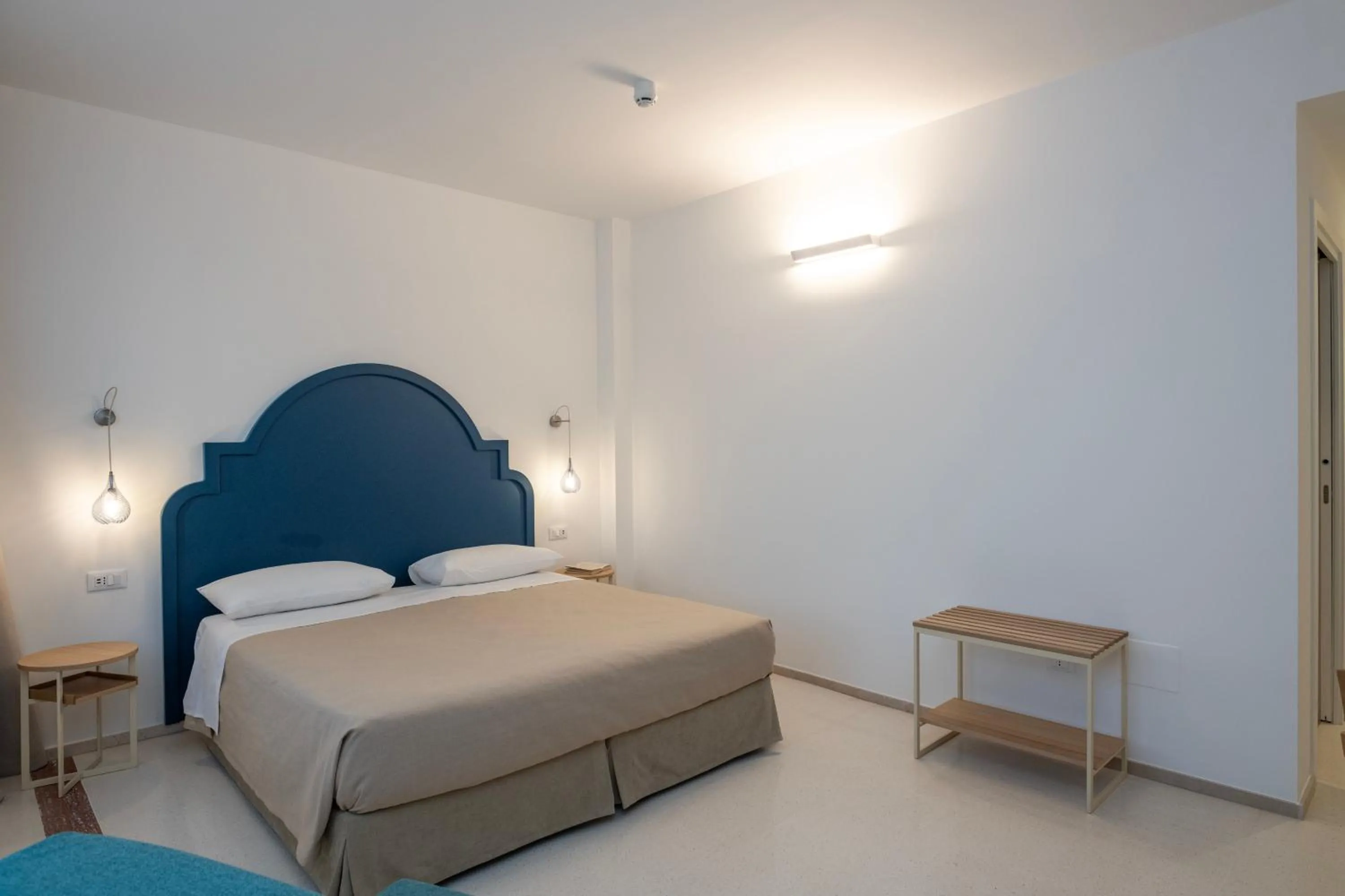 Bed in Hotel Albània