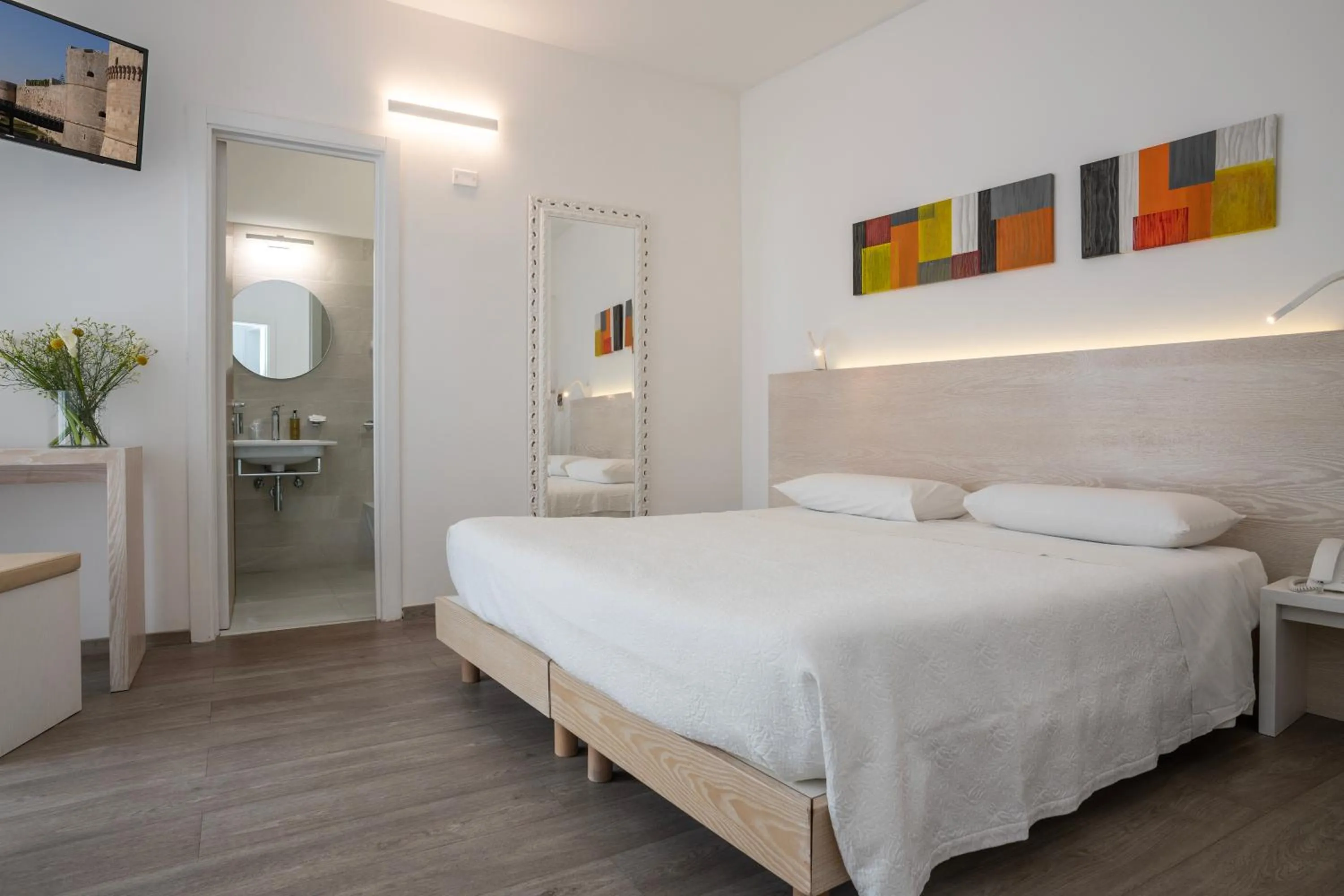 Bed in Hotel Albània