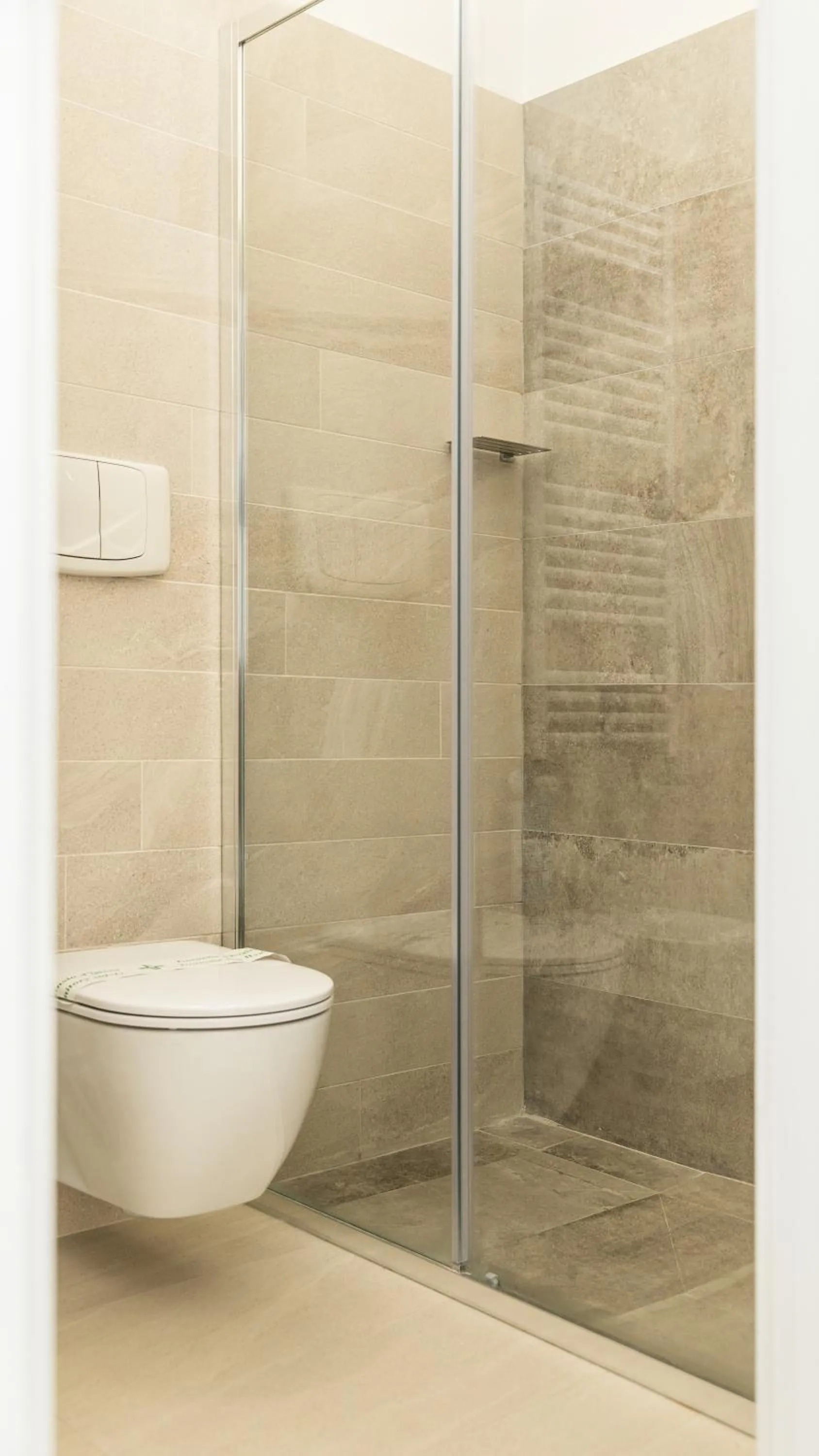 Bathroom in Hotel Albània