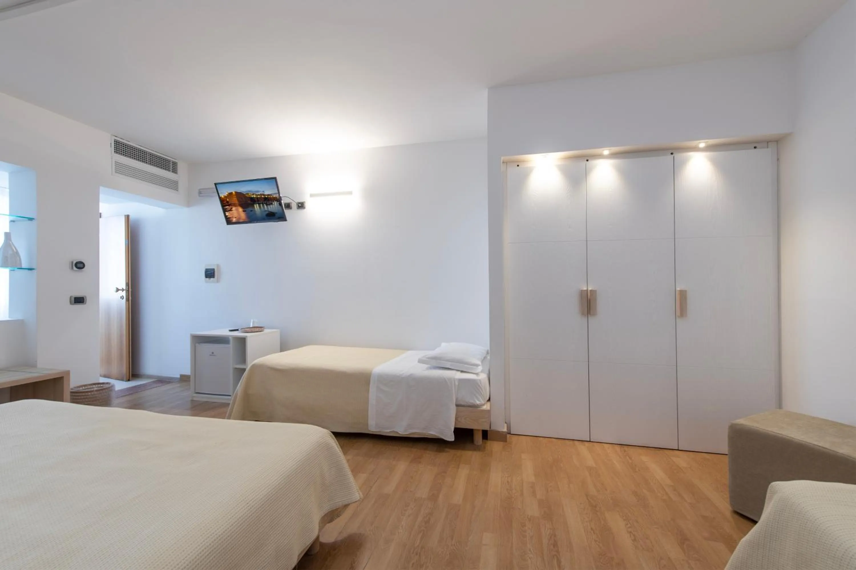 Bed in Hotel Albània