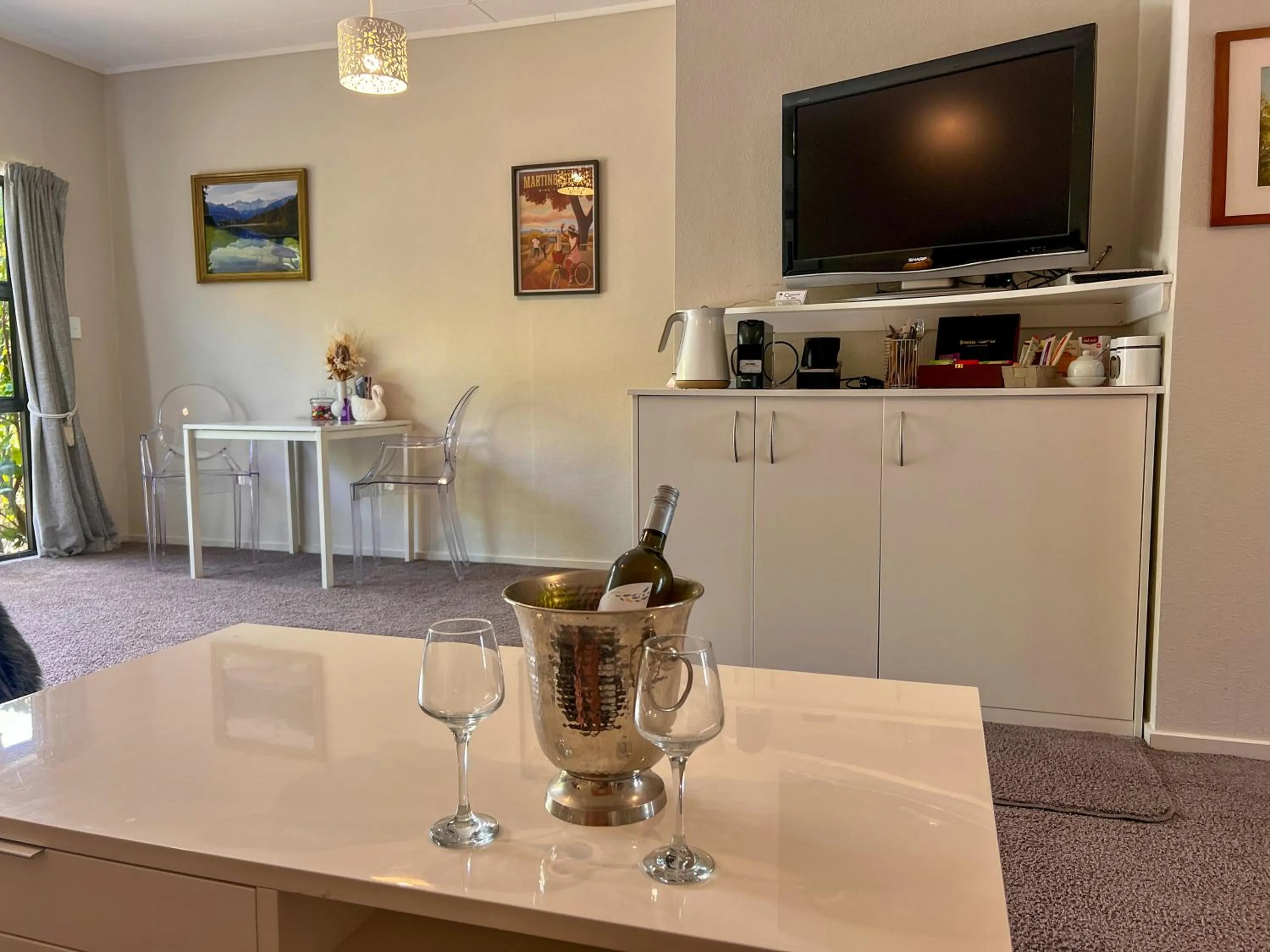 TV and multimedia in Swan House