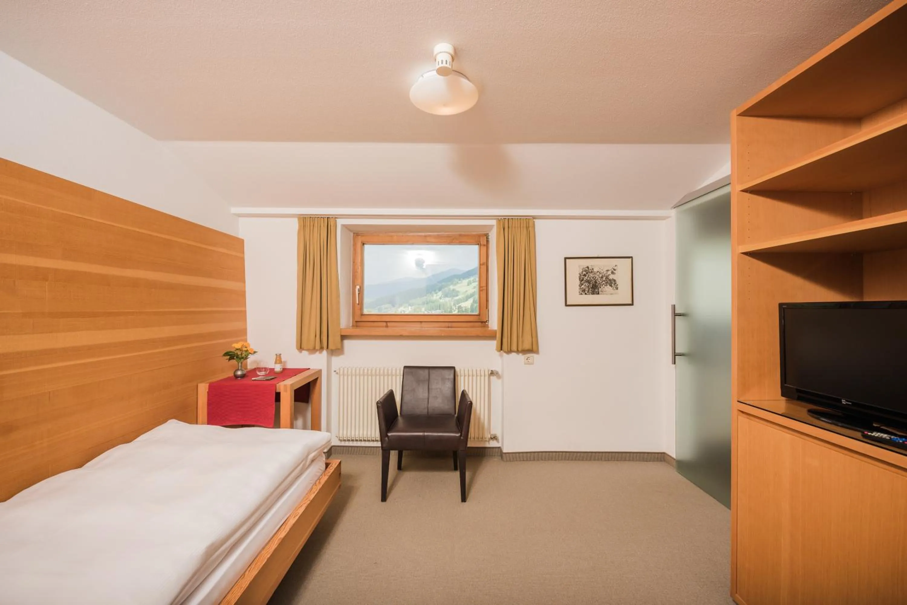 Bed in Hotel Tre Cime Sesto - Sexten