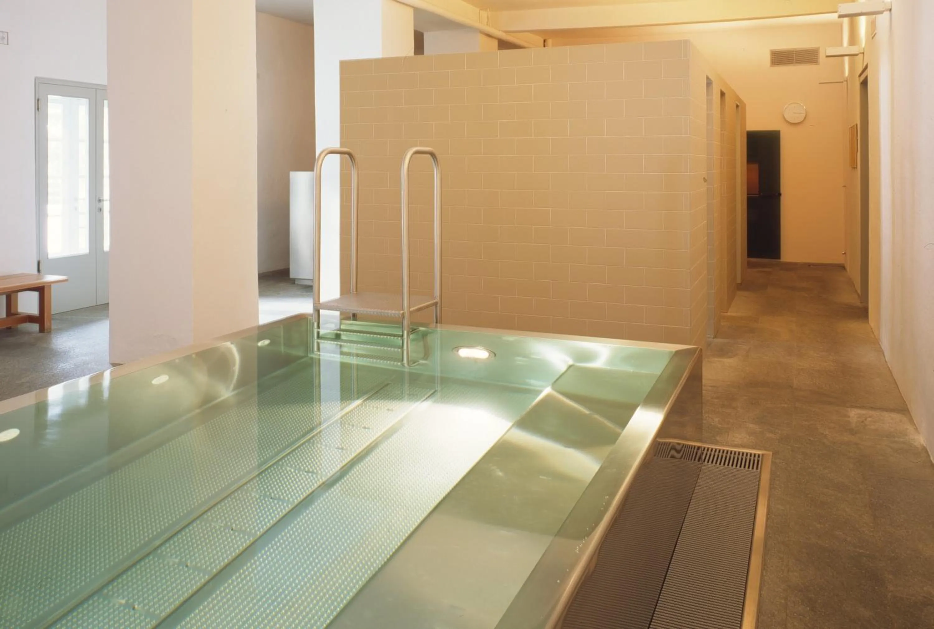 Hot Tub in Hotel Tre Cime Sesto - Sexten