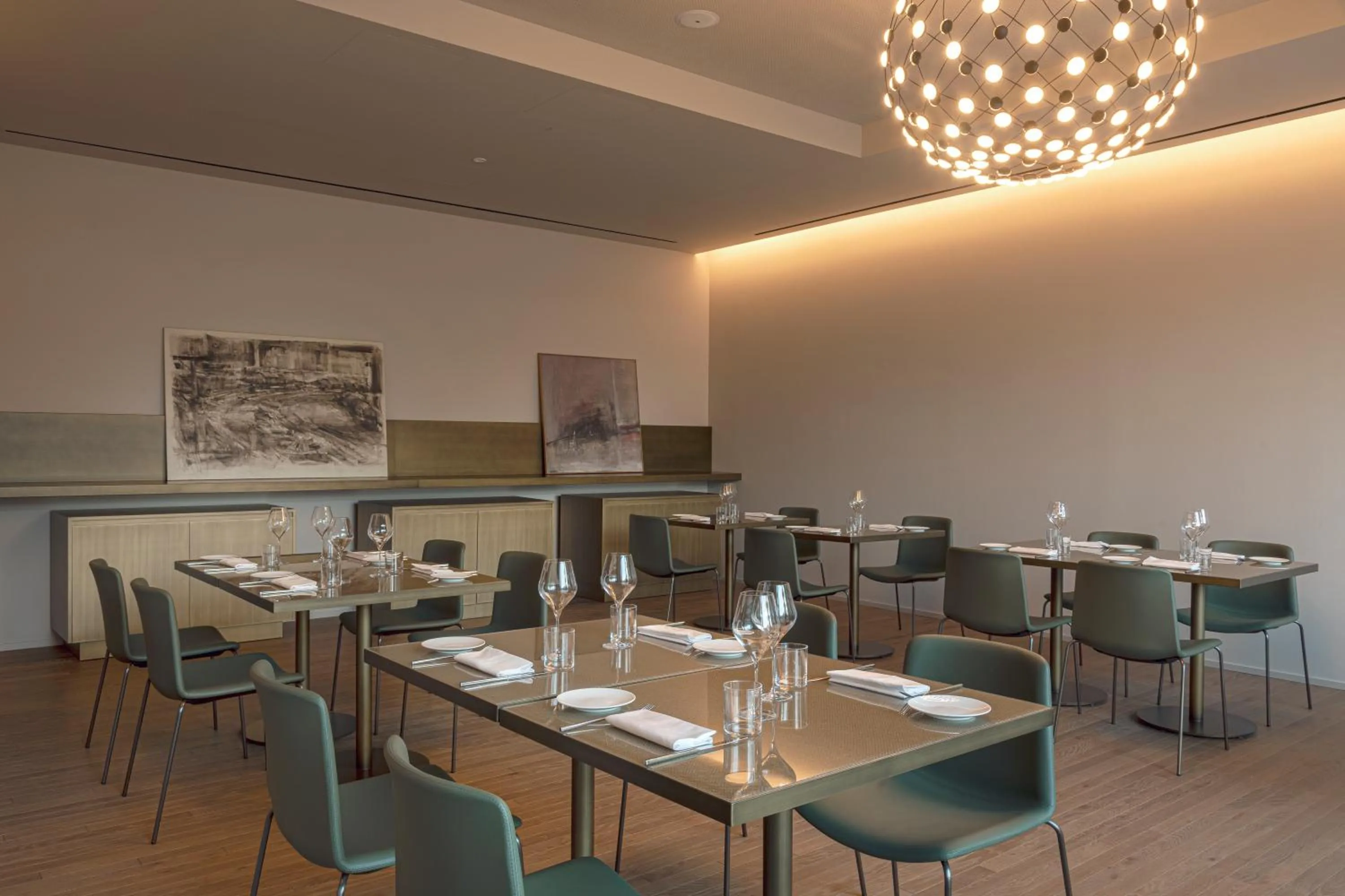 Restaurant/places to eat in Hotel Promessi Sposi