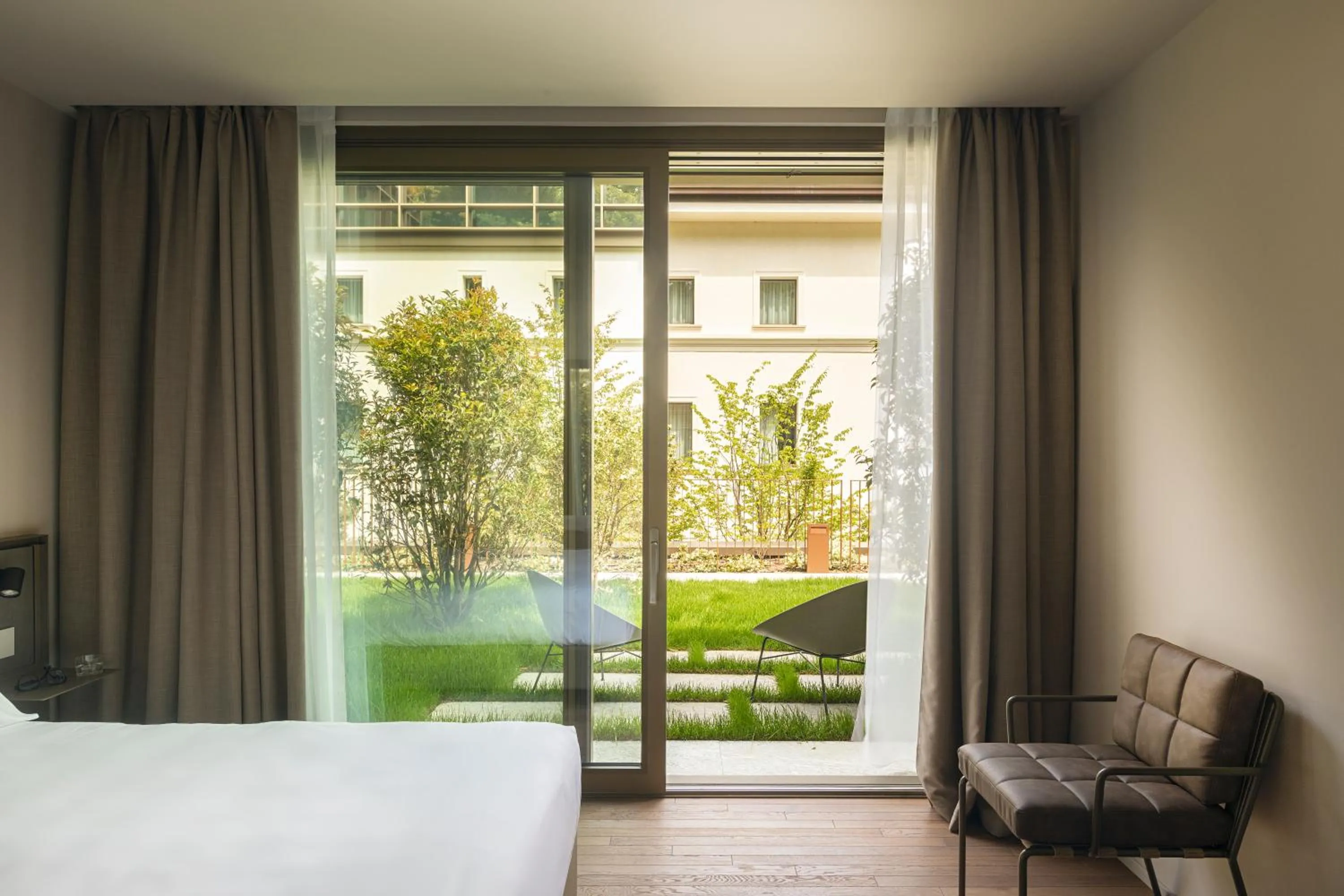 Garden, Bed in Hotel Promessi Sposi