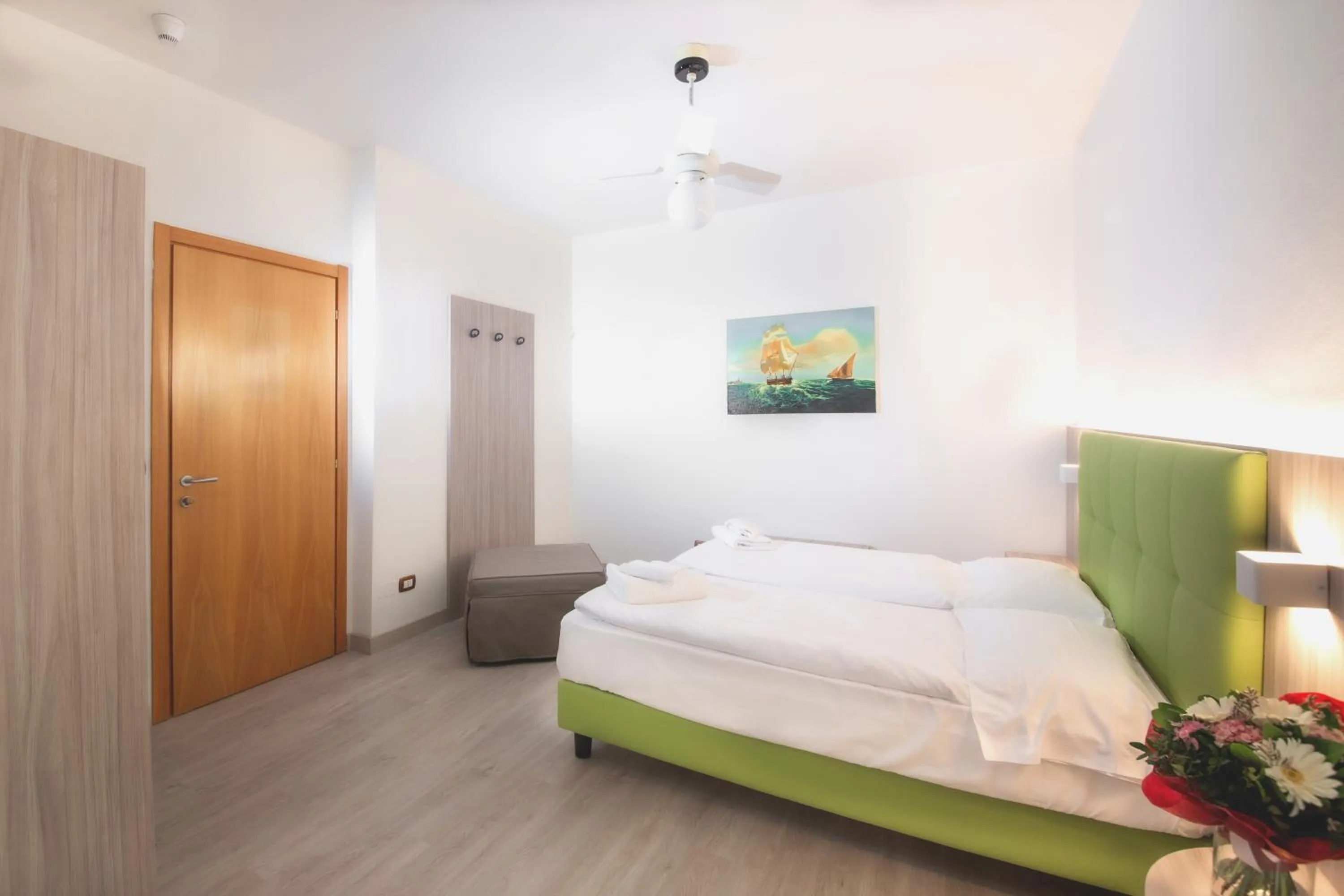 Bedroom, Bed in Hotel Menapace