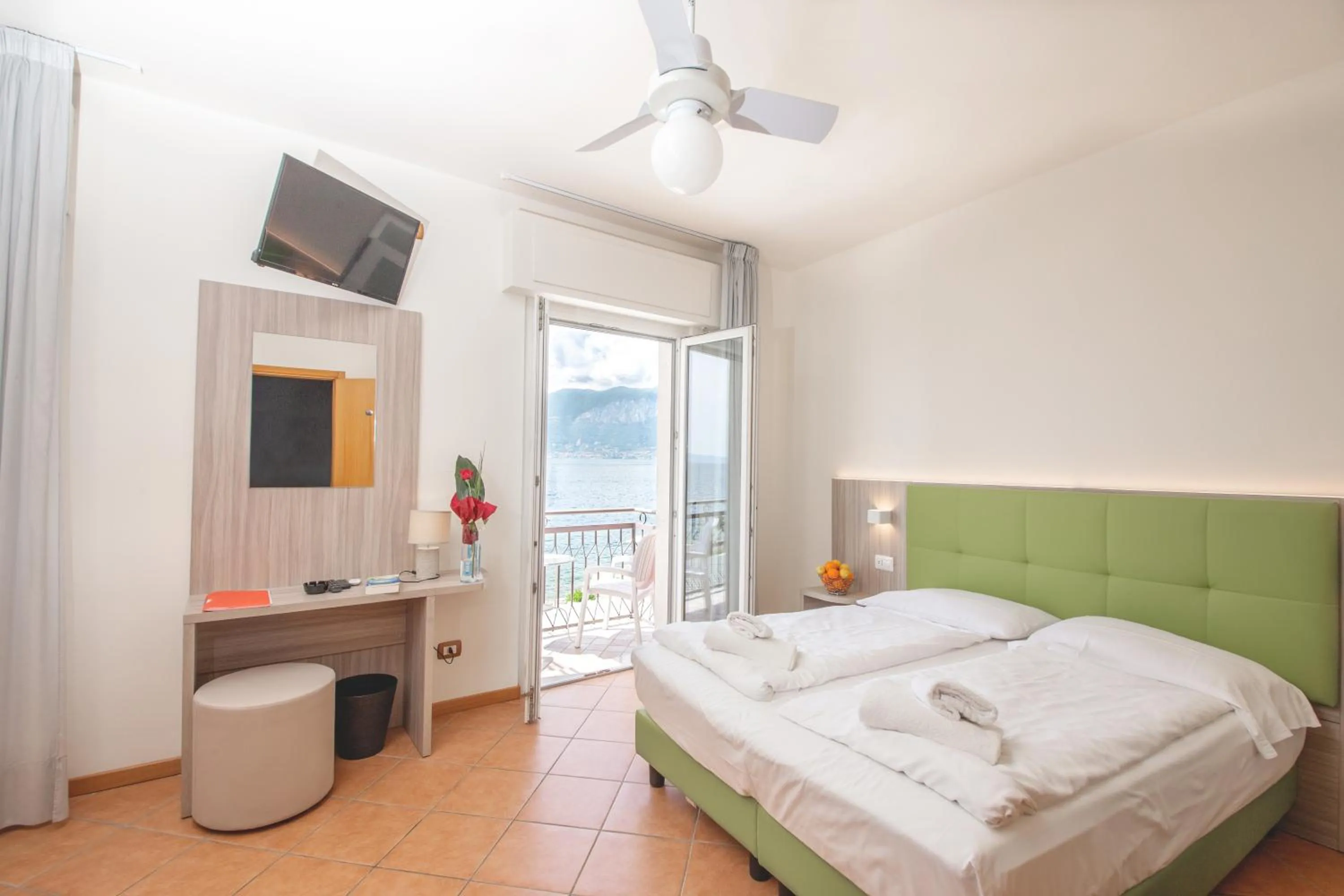 Bed in Hotel Menapace