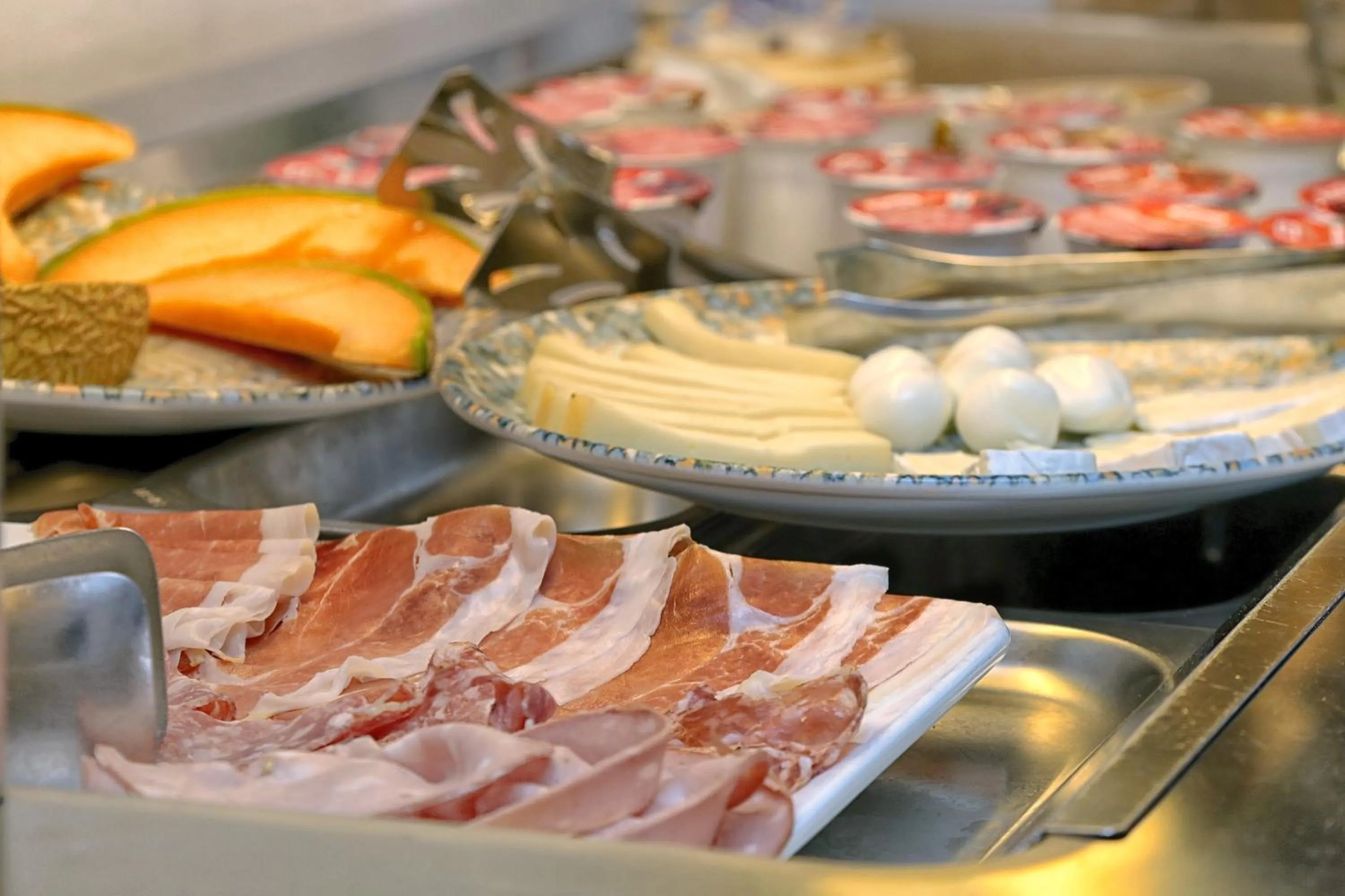 Buffet breakfast in Albergo All'Ancora