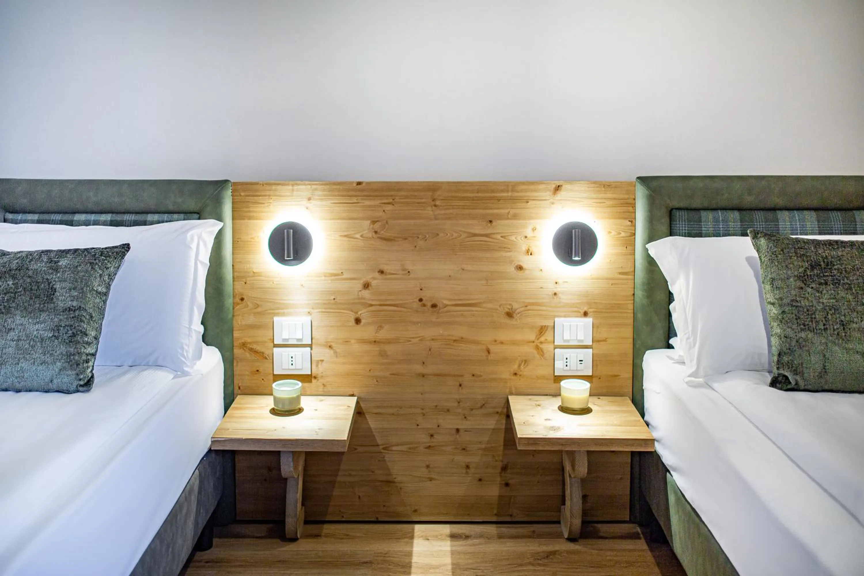 Restaurant/places to eat, Bed in Hotel Nigritella