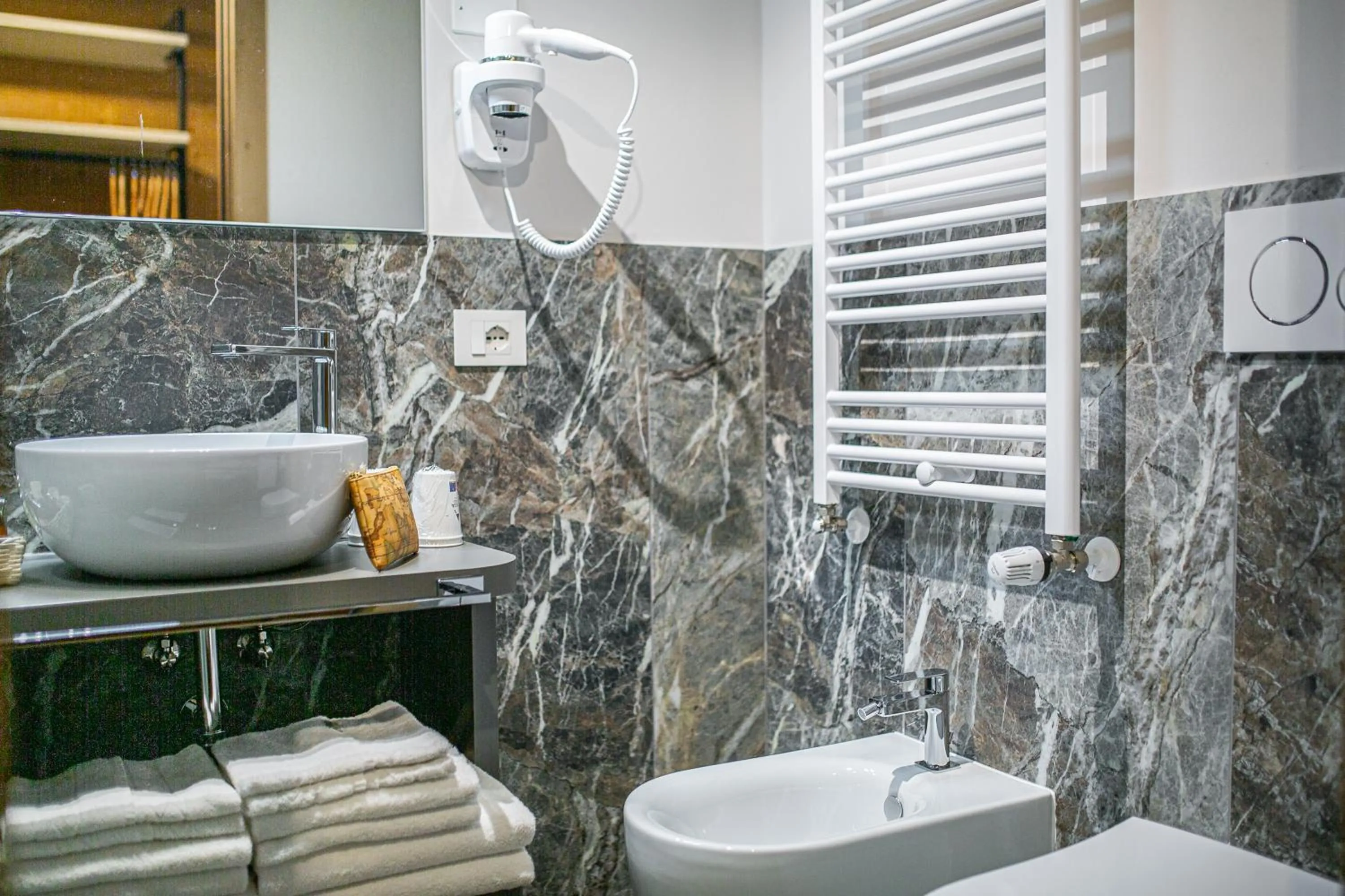 Restaurant/places to eat in Hotel Nigritella