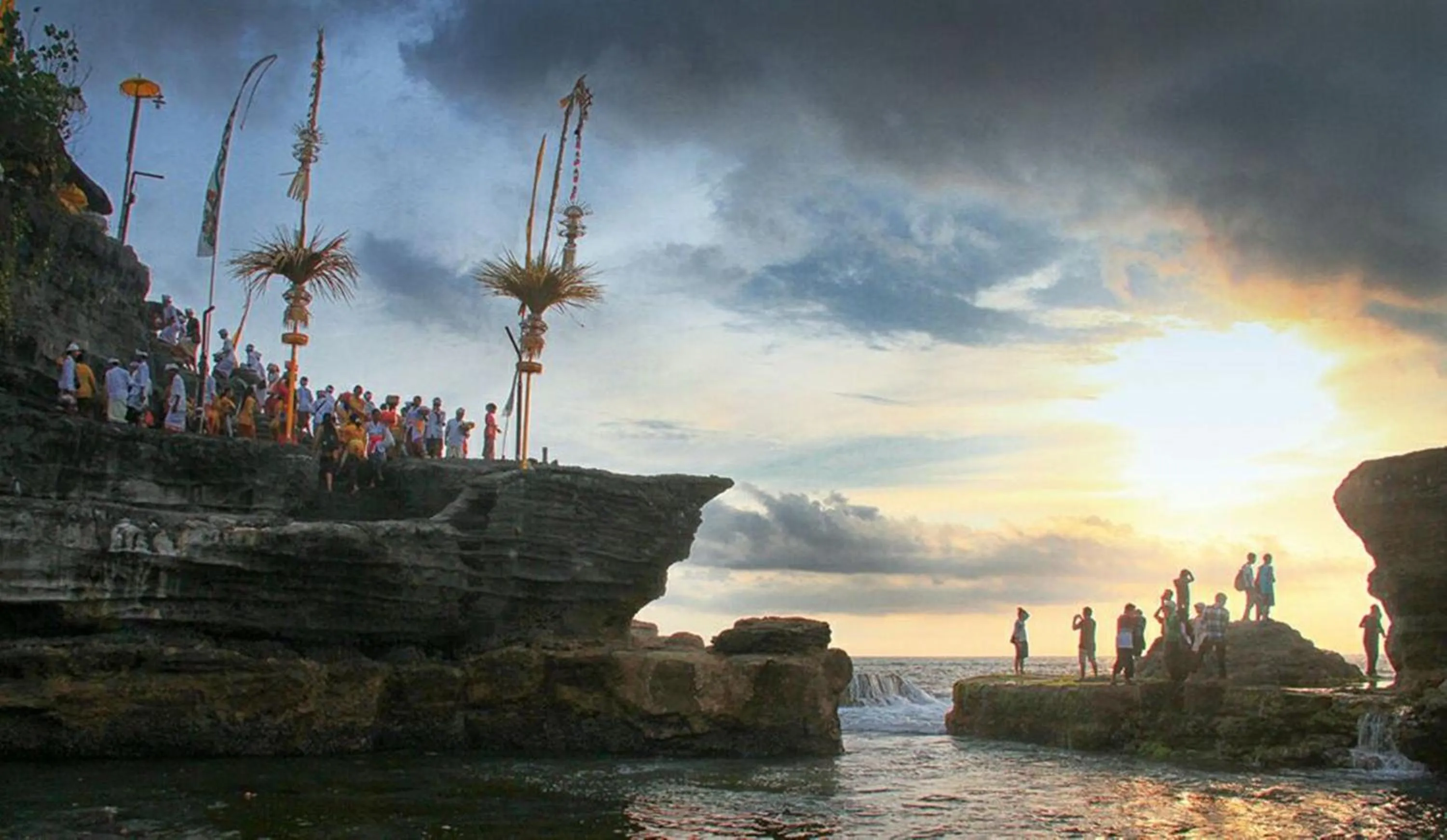 Entertainment in Tetirah Boutique Hotel