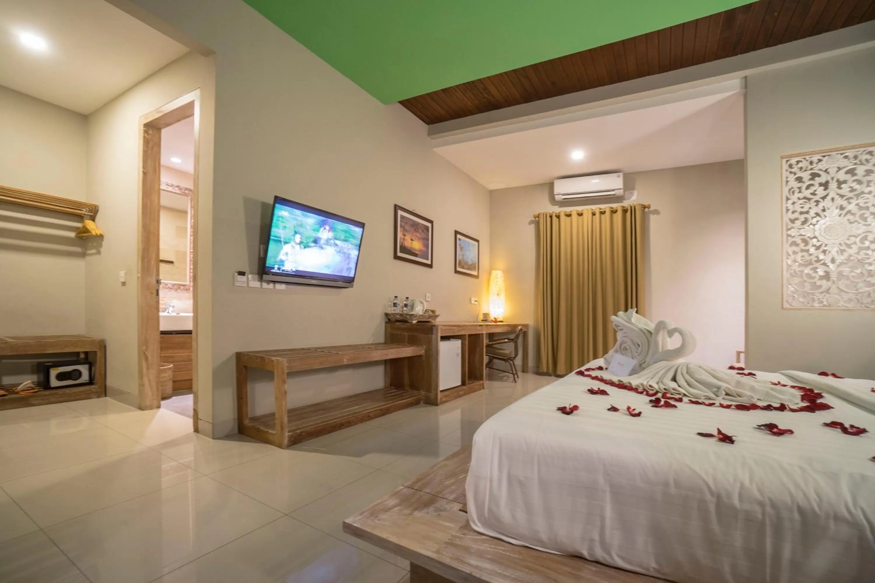 Bed in Tetirah Boutique Hotel