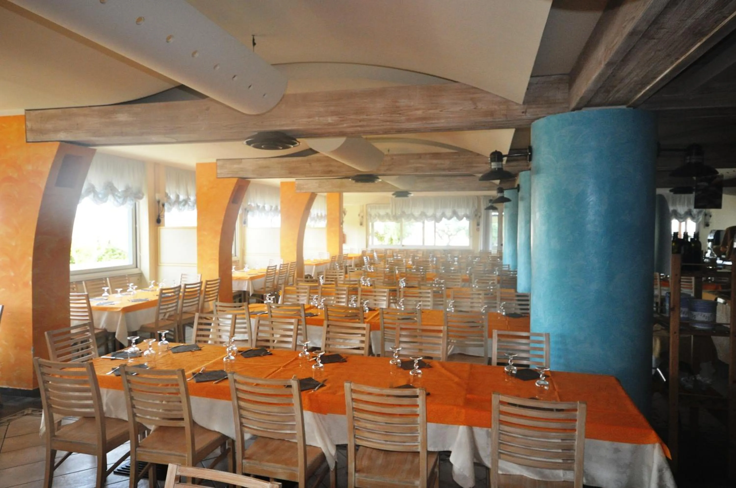 Restaurant/places to eat in Grand Hotel Azzurra Club